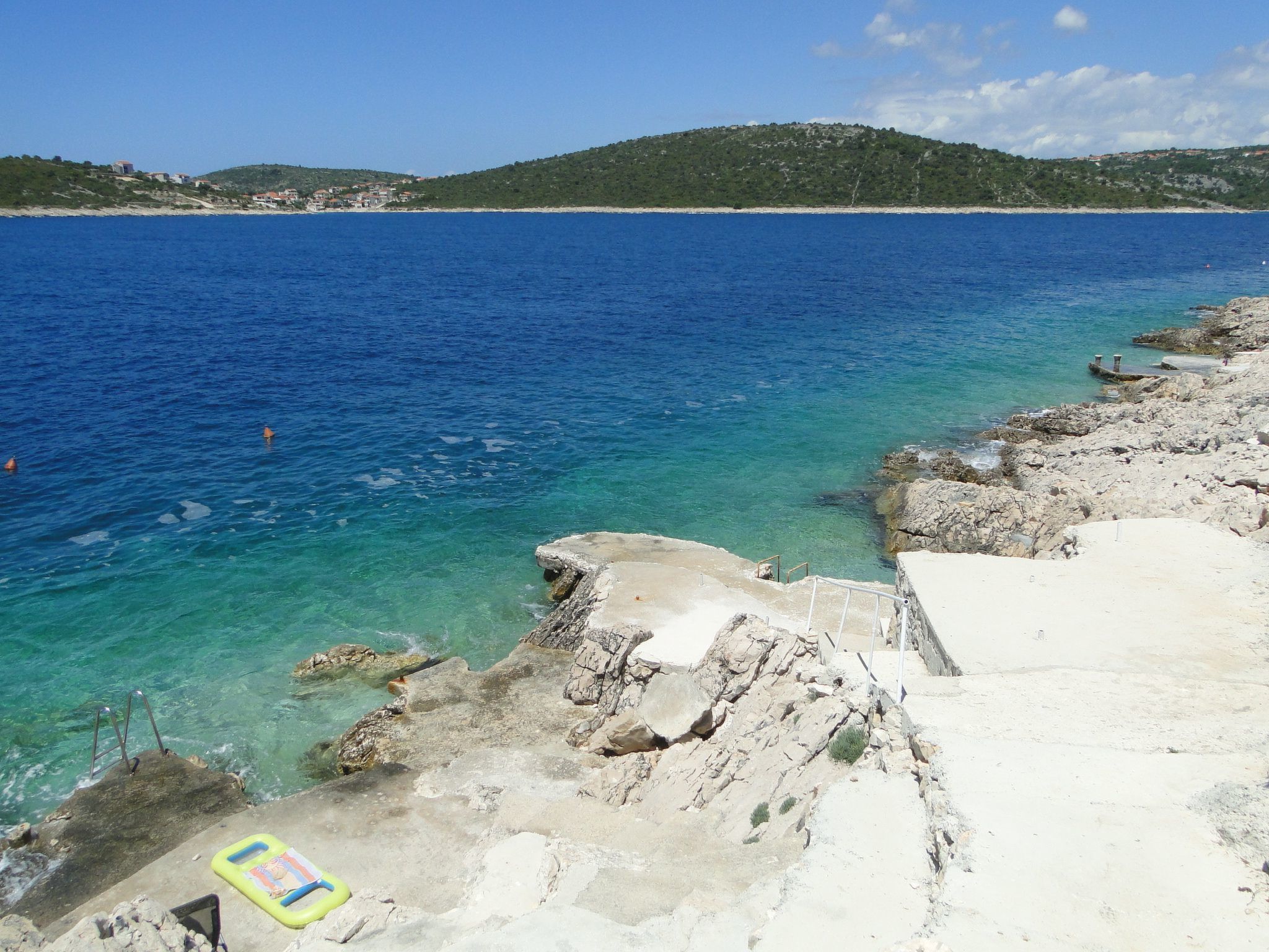 Für 3 Personen in Sevid, Adriaküste Kroatien - Buiten