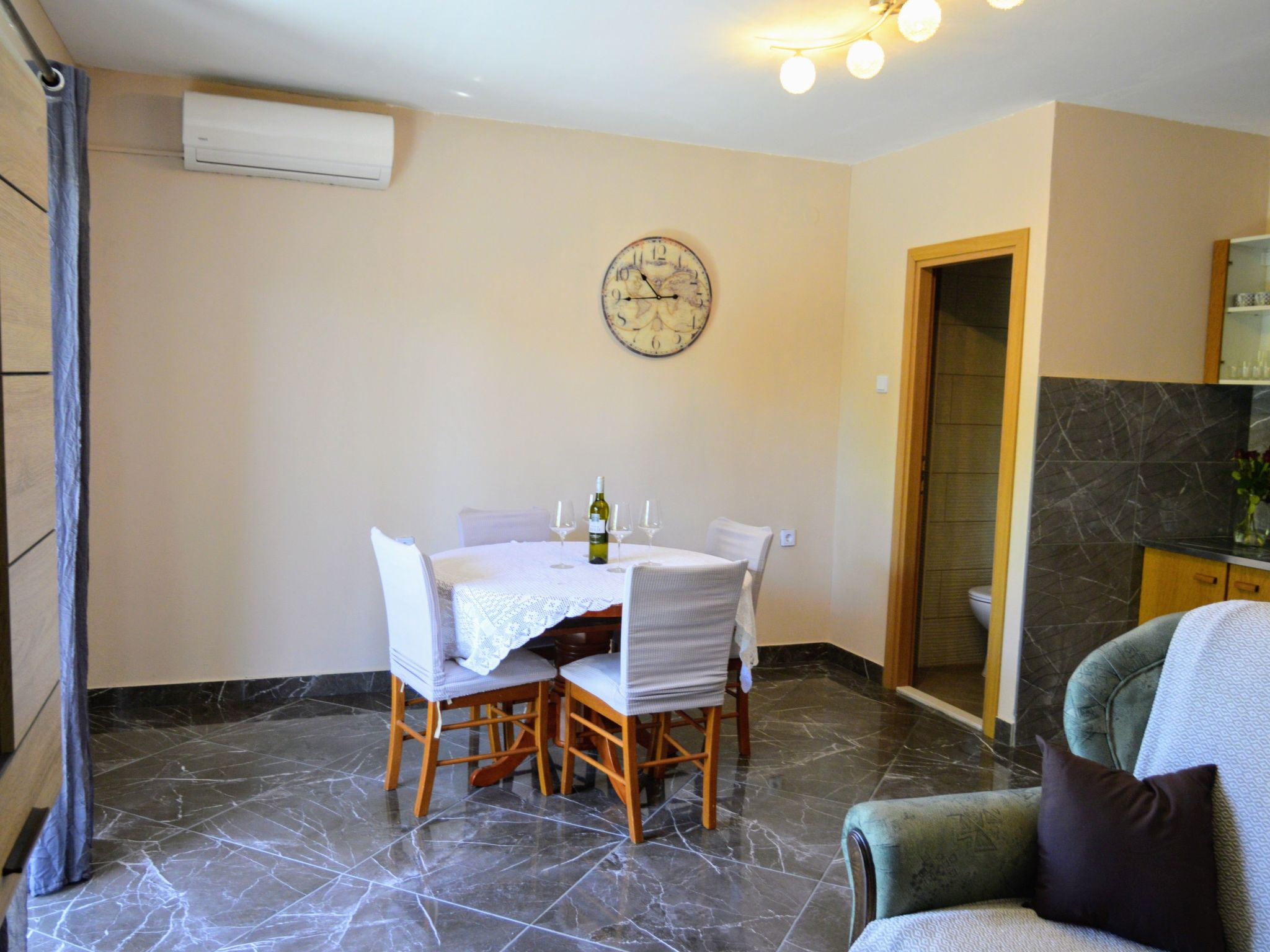 Wohnung in Vinišće mit privatem Parkplatz-Image-tags.info