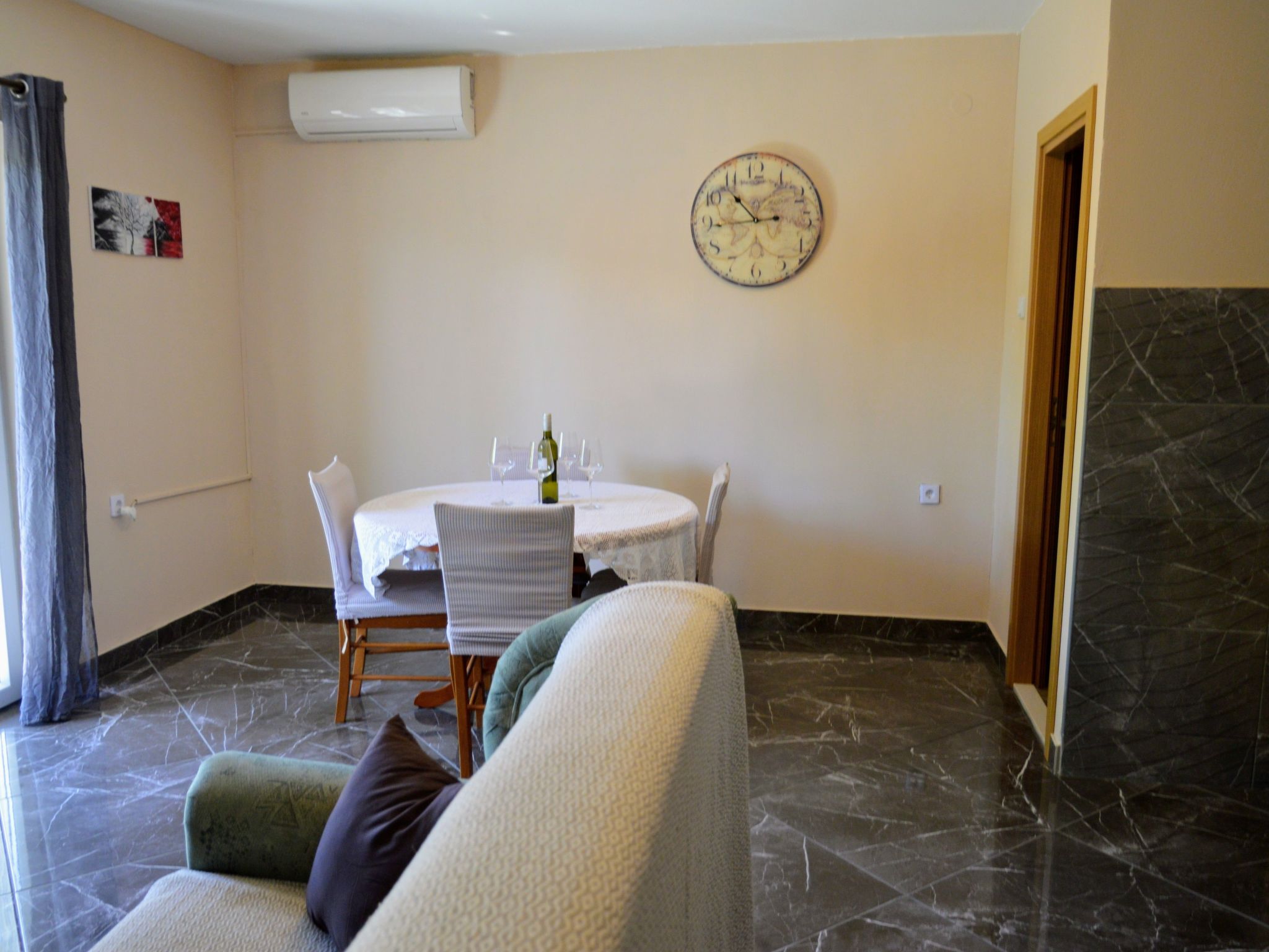 Wohnung in Vinišće mit privatem Parkplatz-Image-tags.info