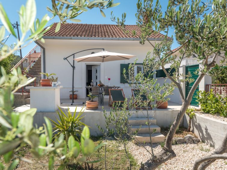 Modernes Ferienhaus Mit Terrasse Und Meerblick - Sevid