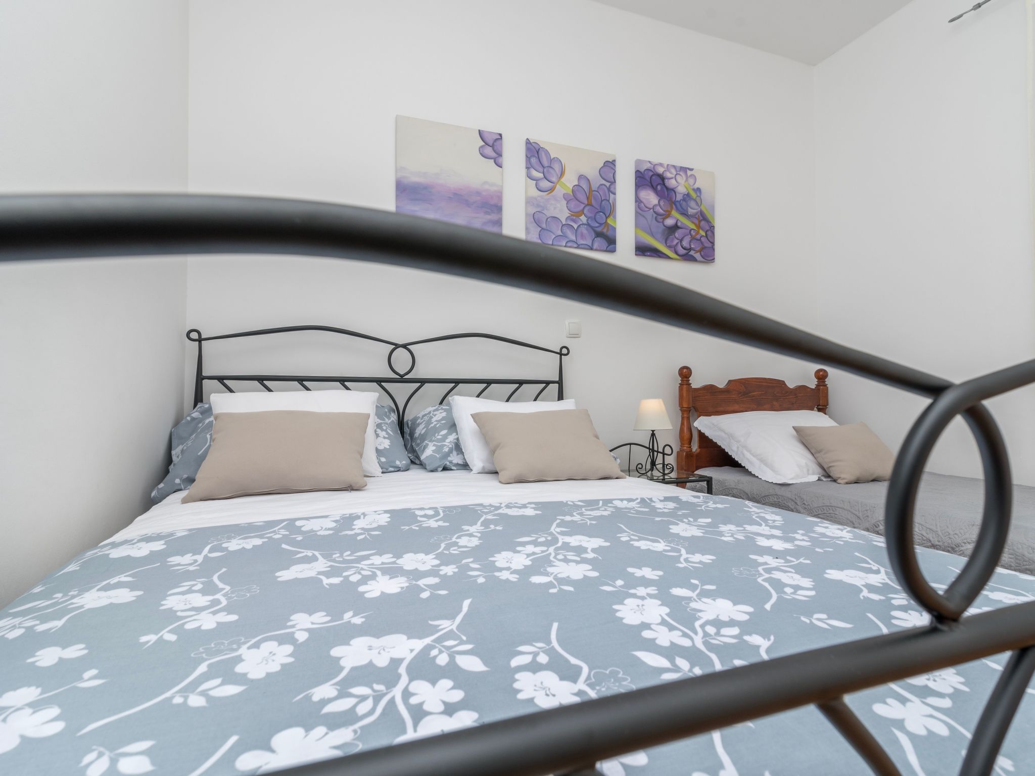 Modernes Ferienhaus mit Terrasse und Meerblick-Binnen