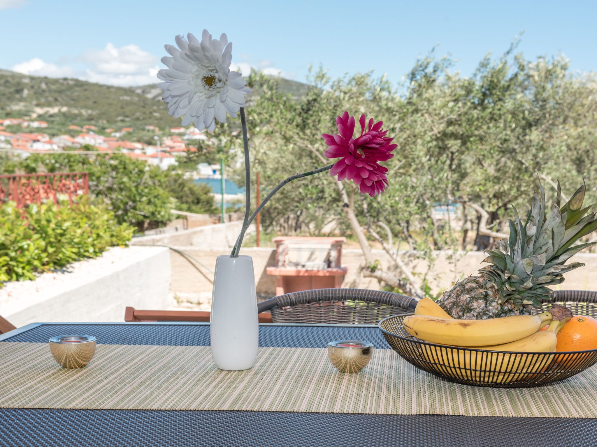 Modernes Ferienhaus mit Terrasse und Meerblick-Binnen