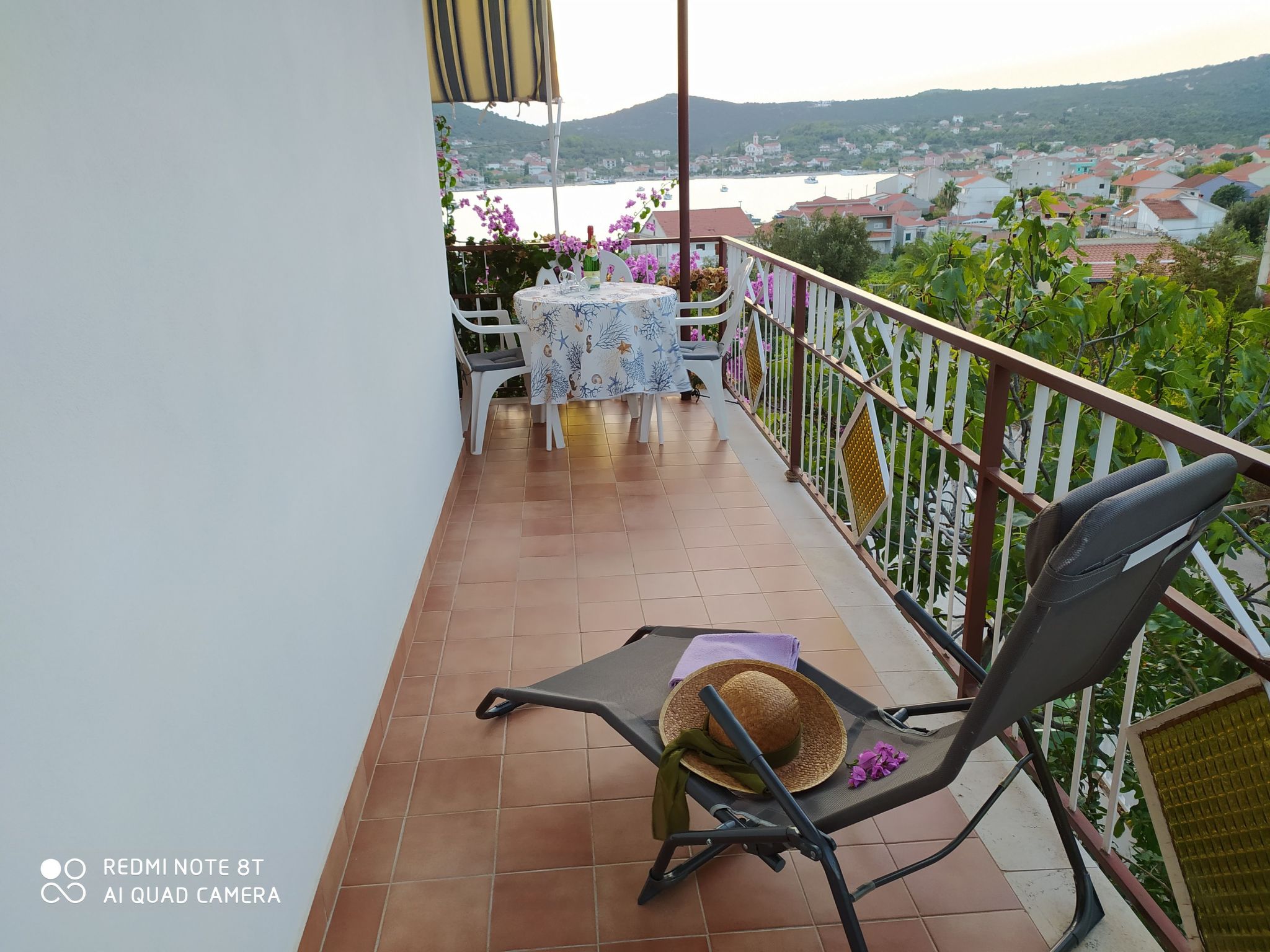 "Romantische Wohnung mit Meerblick"-Image-tags.info