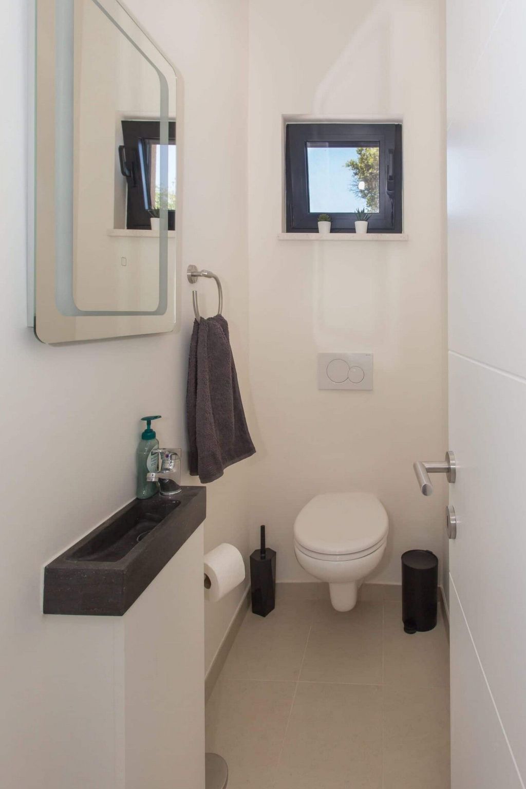 Ferienvilla "Orangenbaum" mit Blick auf das Wasser-Dedans