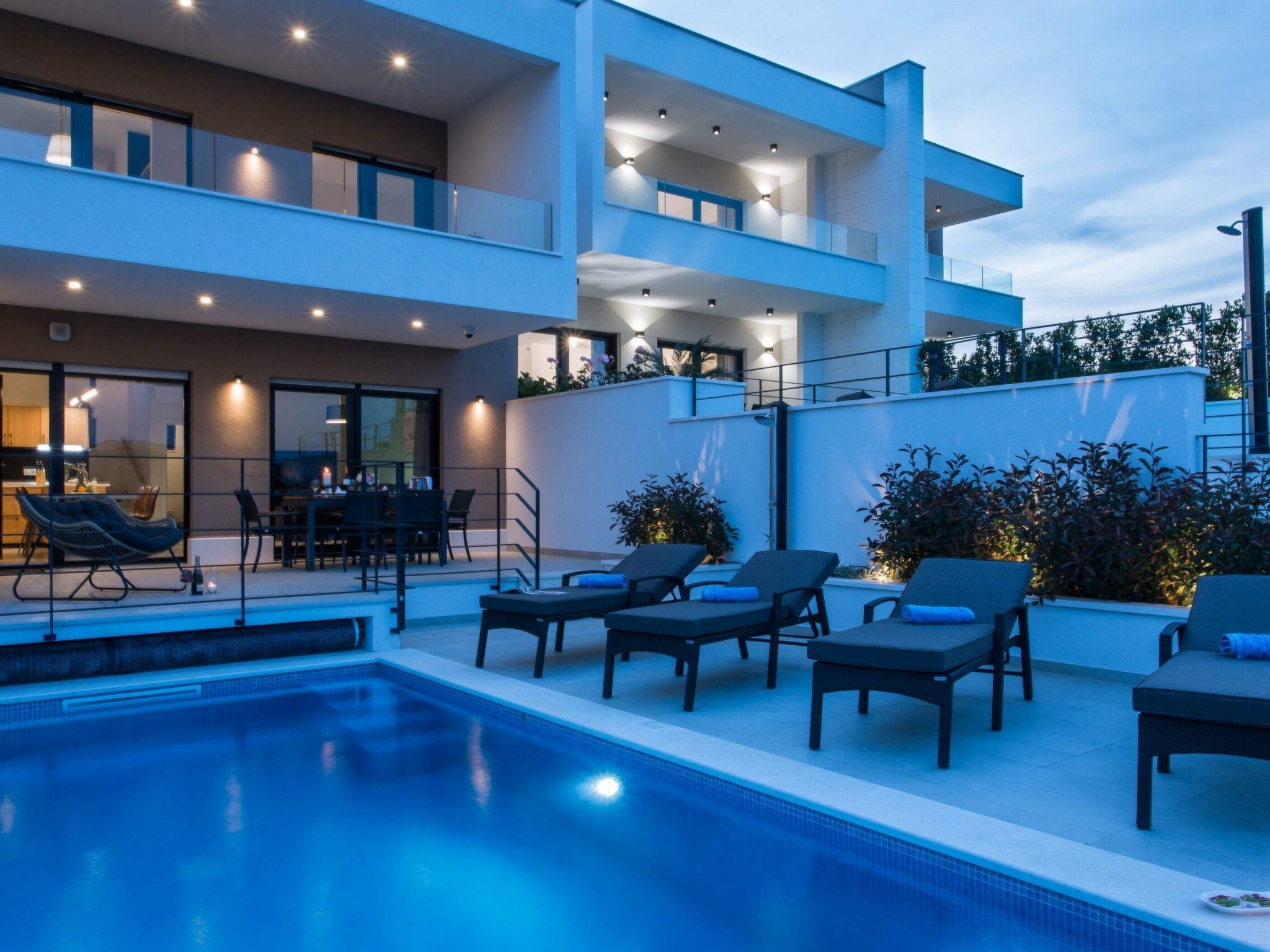 Ferienvilla "Orangenbaum" mit Blick auf das Wasser-Dehors