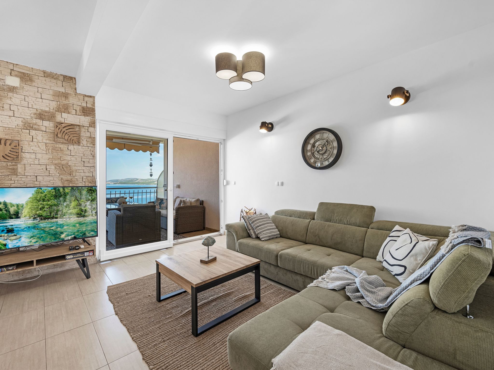 Meerblick-Apartment mit Pool Ciovo Breeze