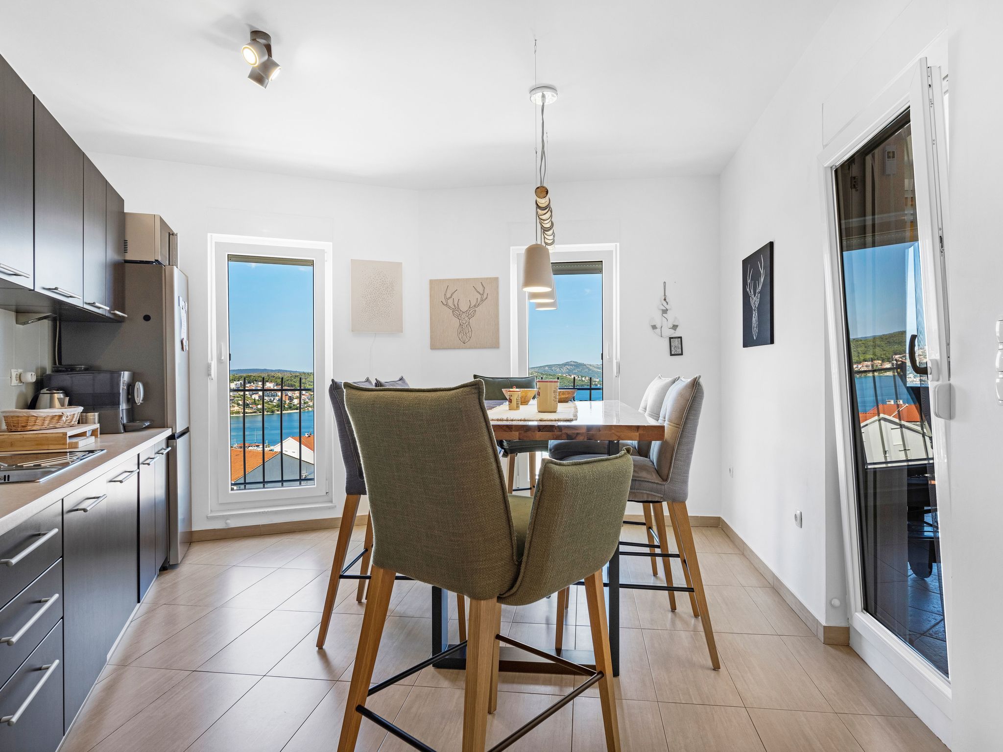 Meerblick-Apartment mit Pool Ciovo Breeze-Image-tags.info