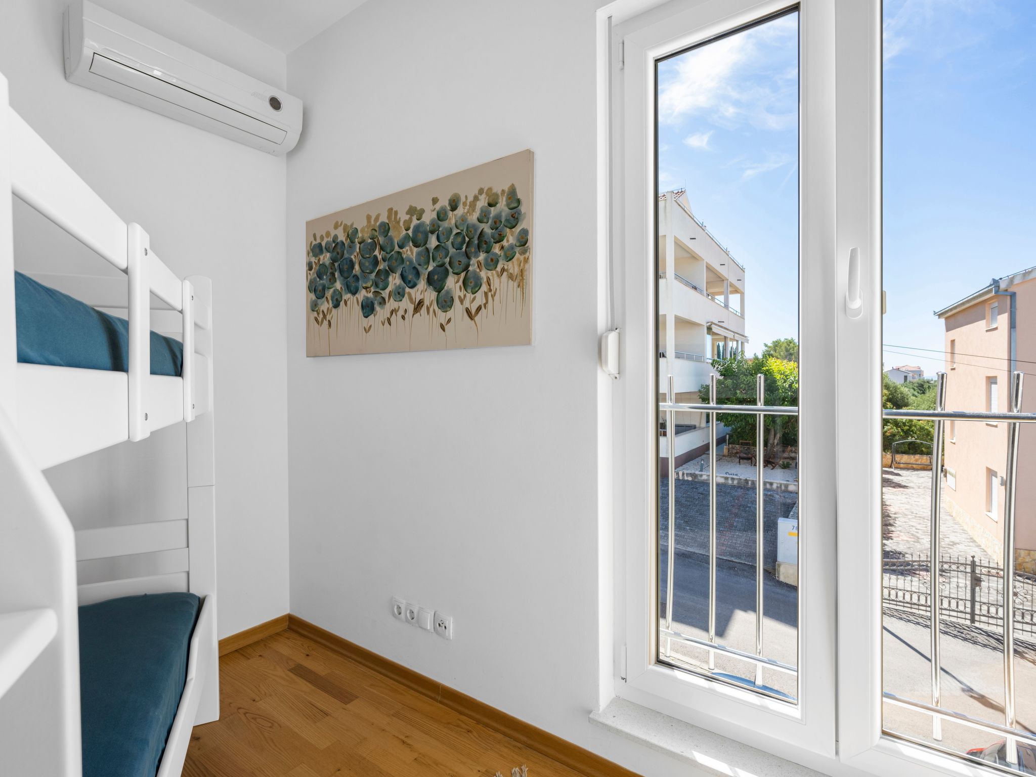 Meerblick-Apartment mit Pool Ciovo Breeze-Image-tags.info