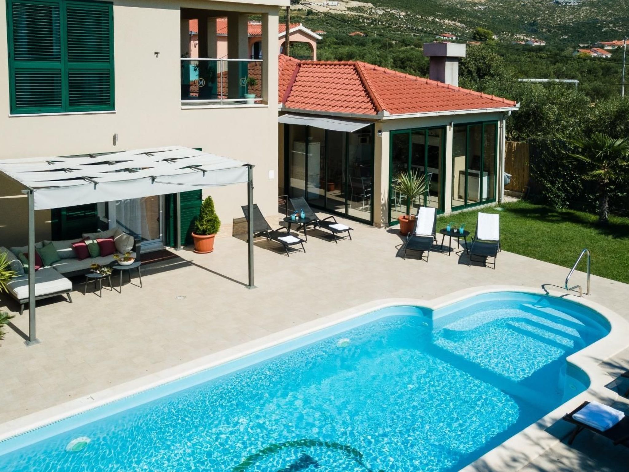 Villa Marta Trogir für 10 Personen in Plano-Drinnen