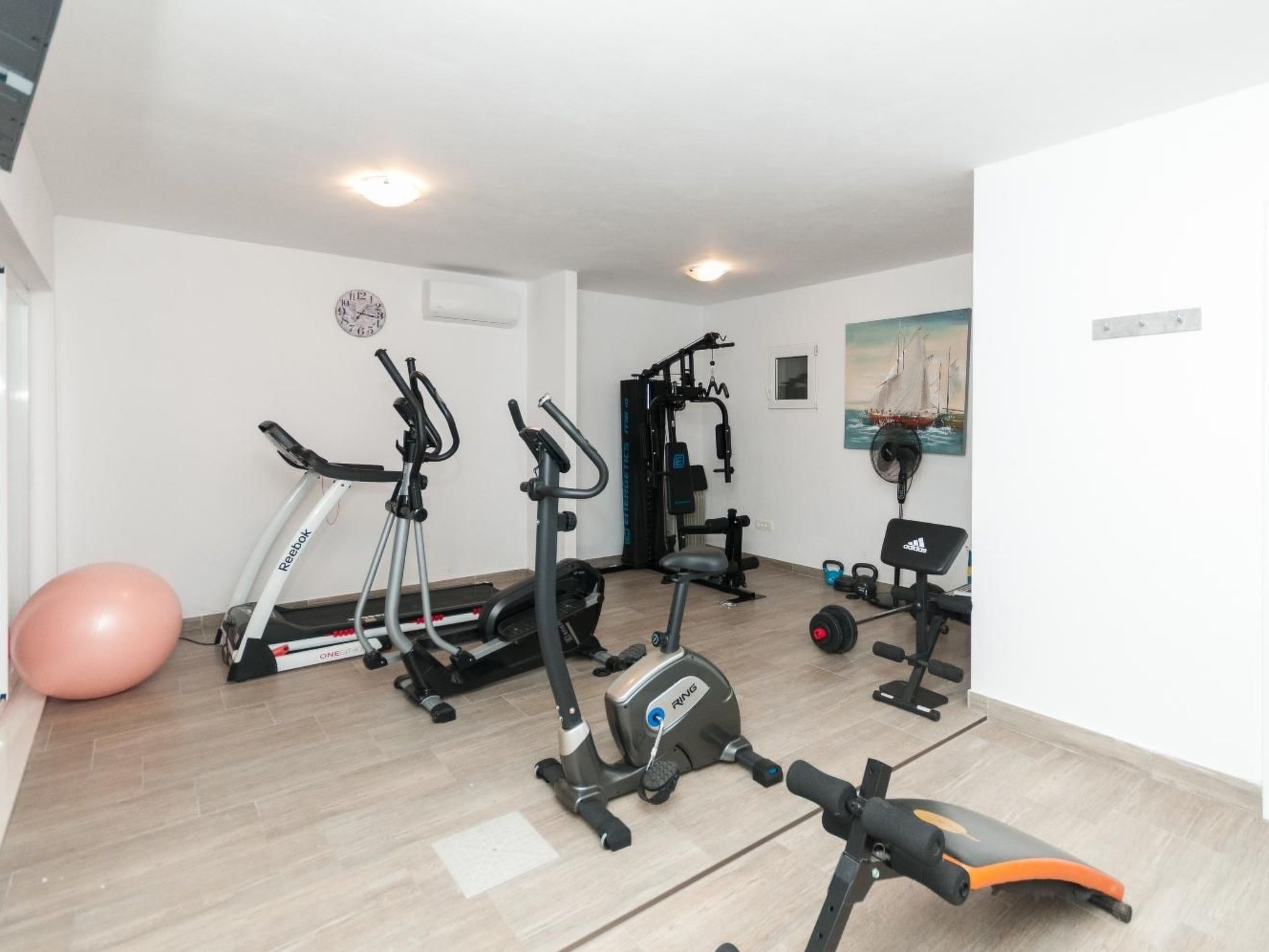 Villa Marta Trogir für 10 Personen in Plano-Drinnen