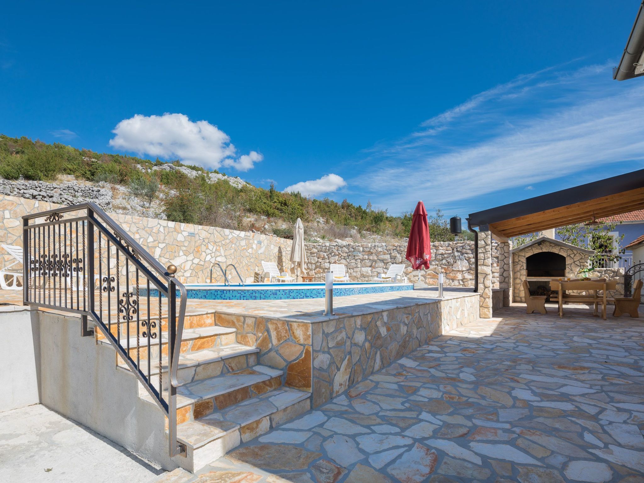 Villa Stara Kula-Drinnen