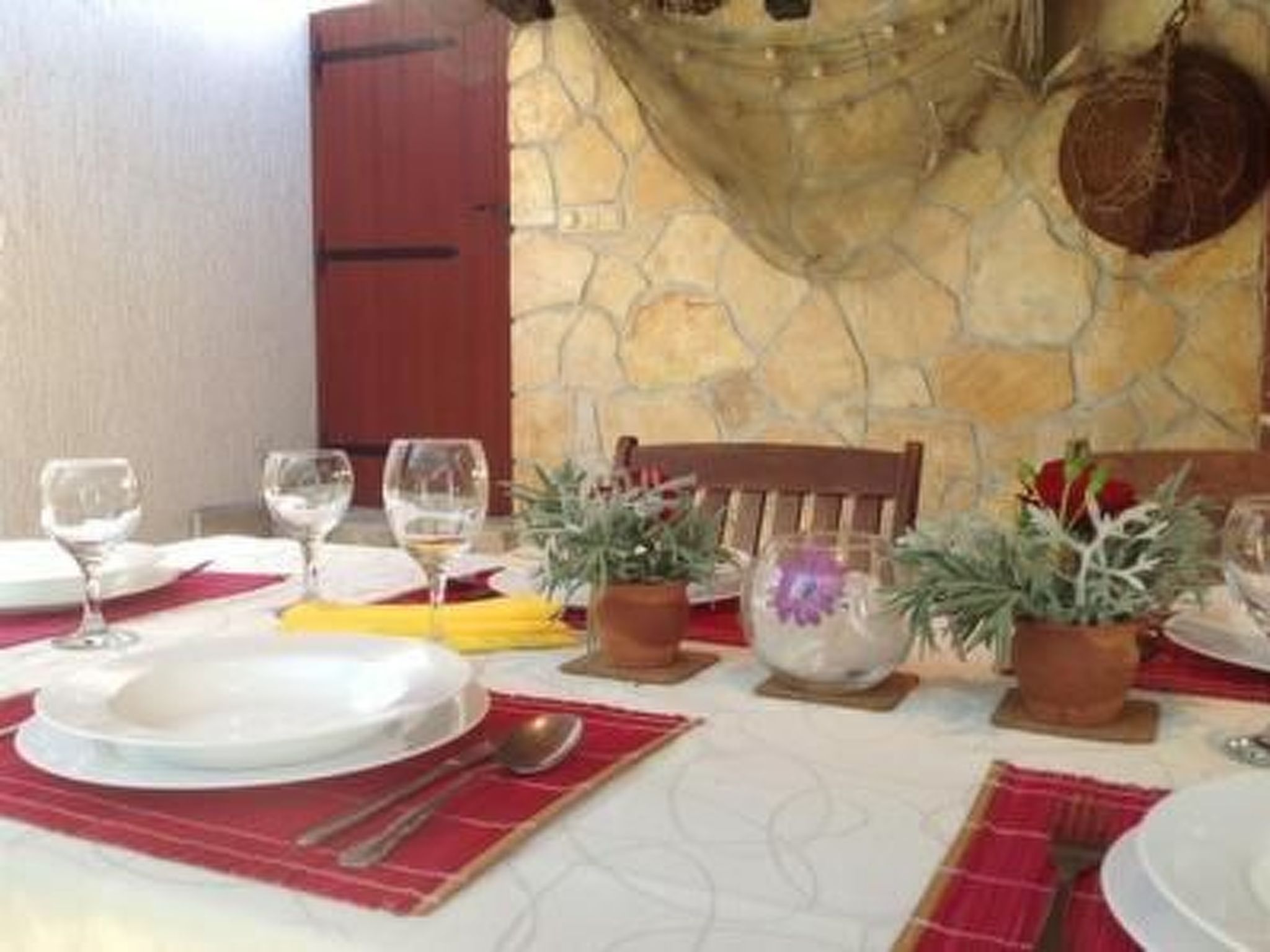 Mit Garten, Grill und Terrasse-Binnen