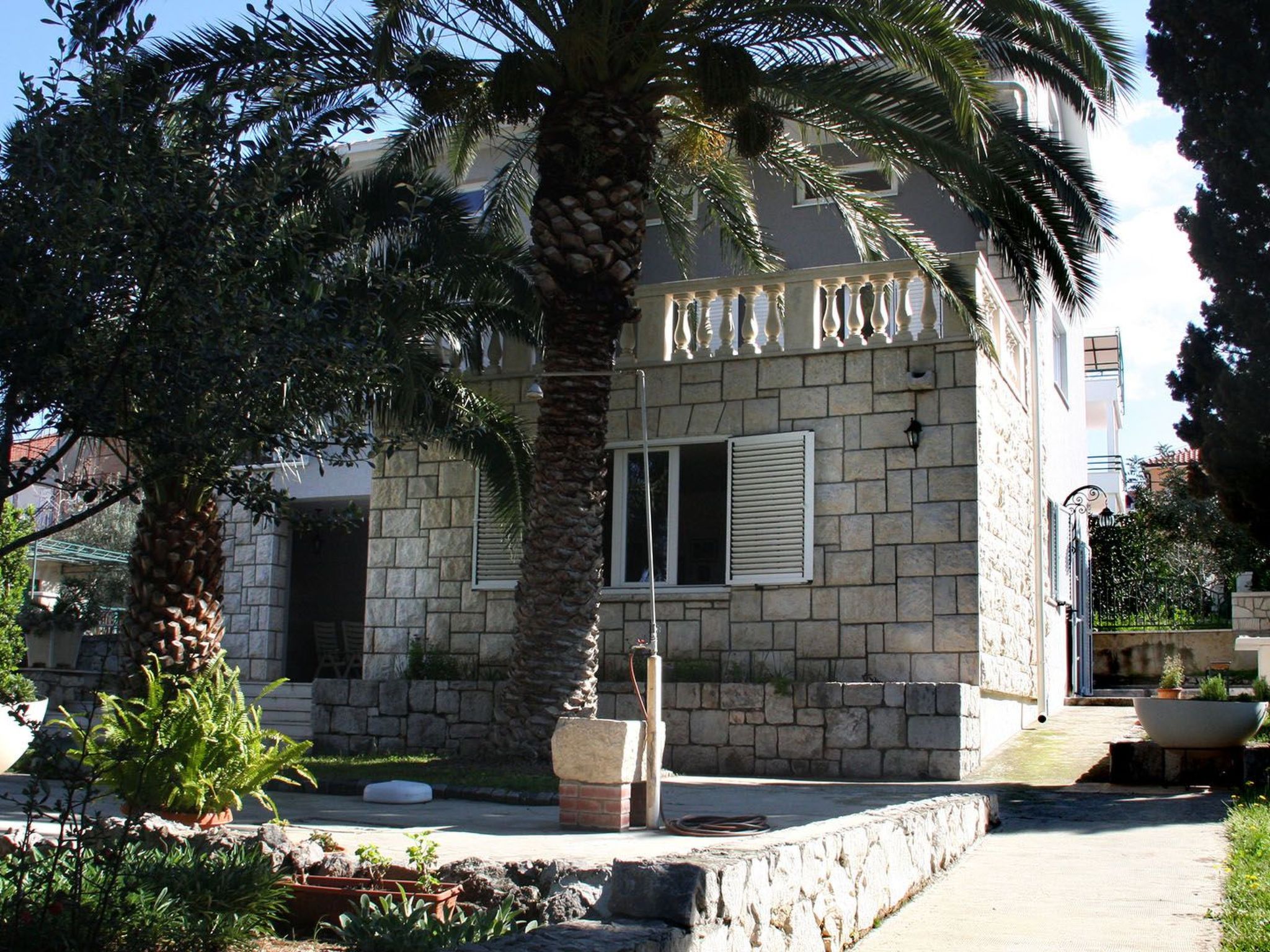 Villa mit Blick auf das Wasser