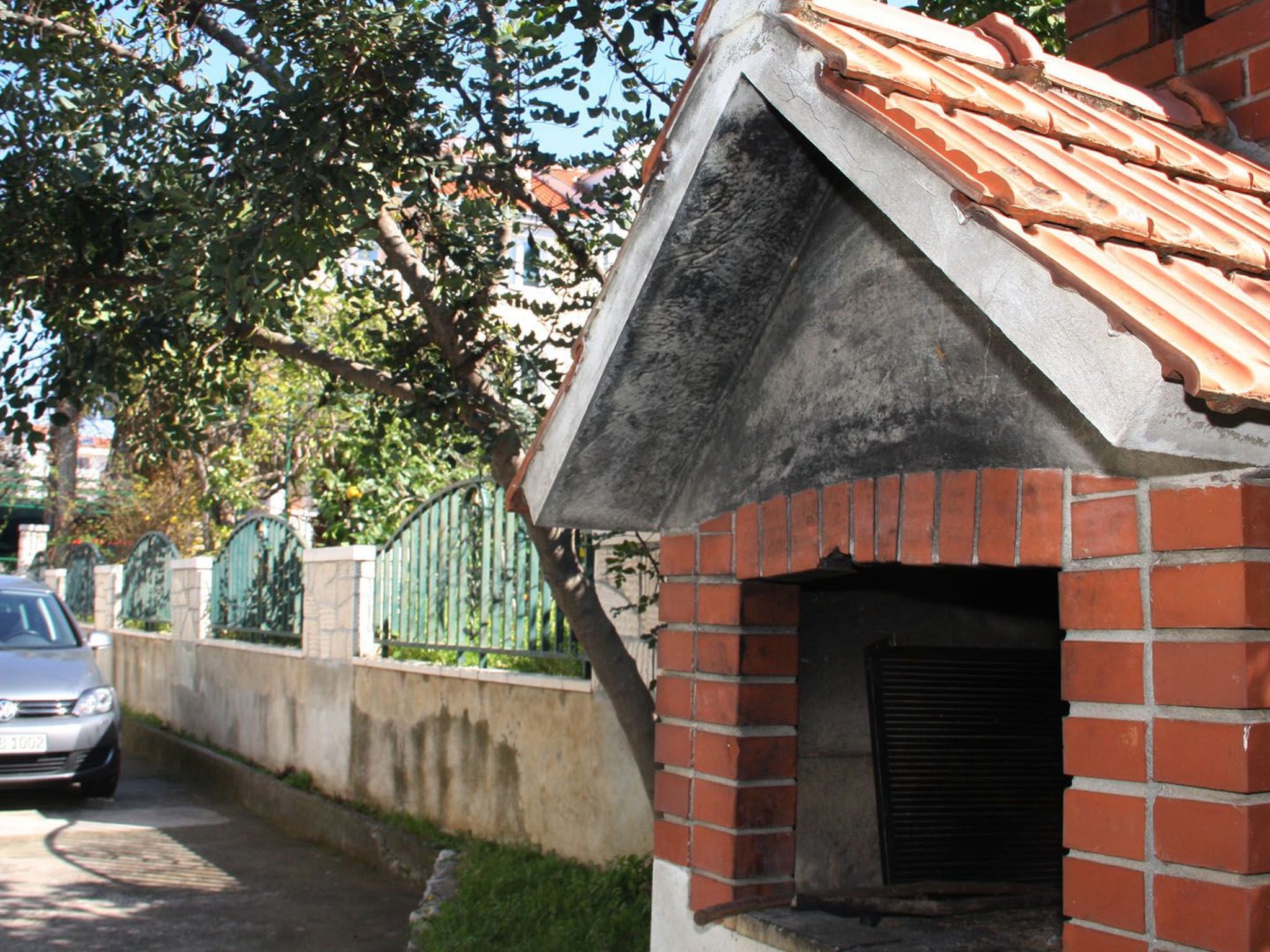 Villa mit Blick auf das Wasser-Image-tags.info