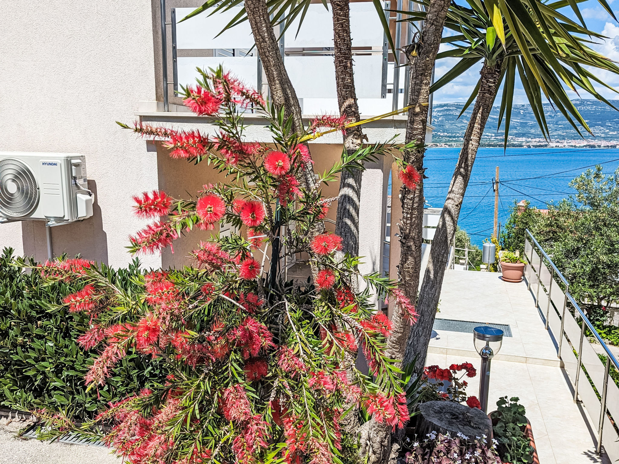 Helles Studioappartement mit großem Balkon