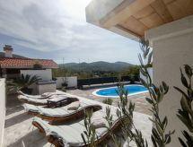 "Ferienhaus Luce" - privater Pool
