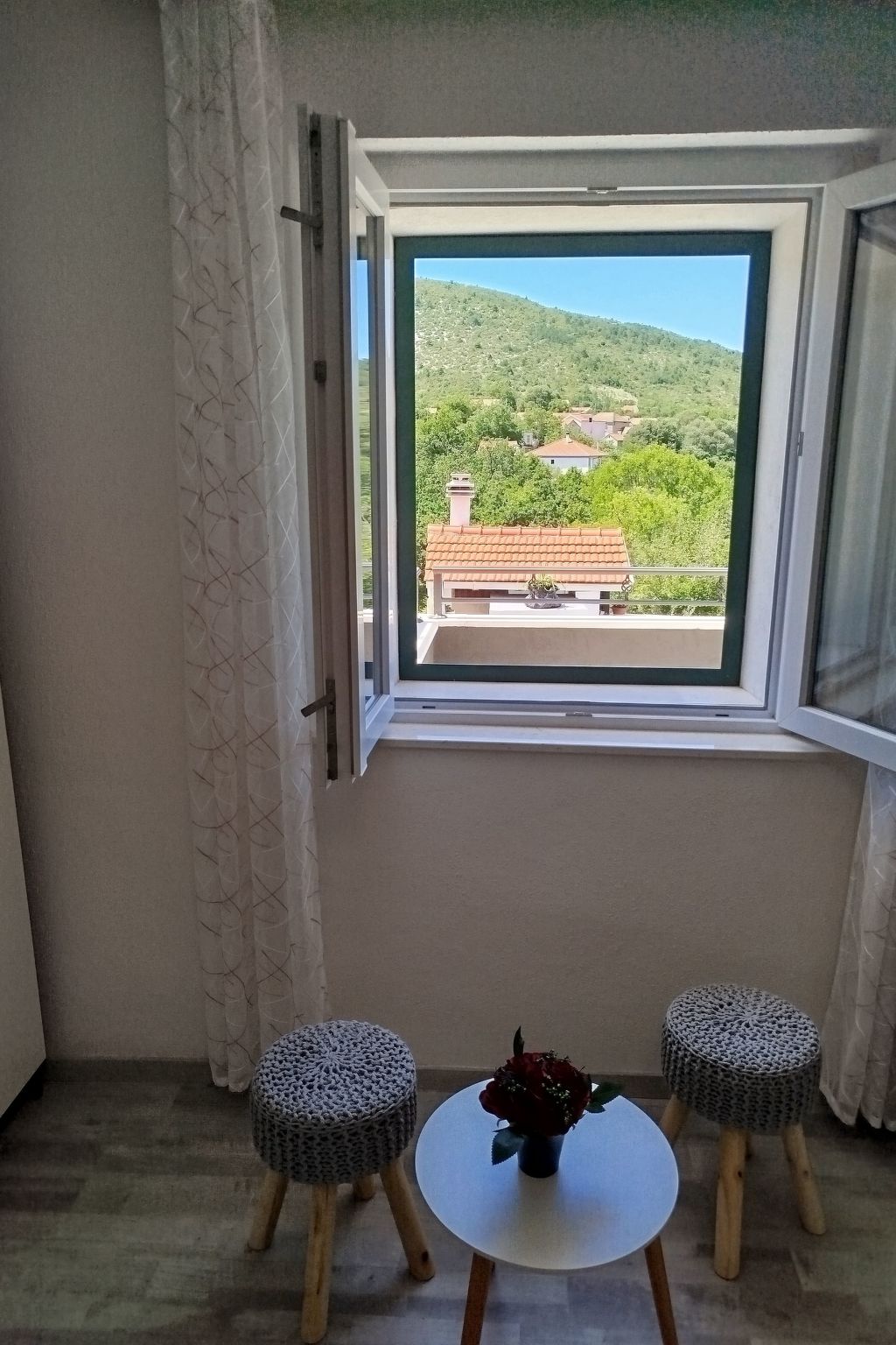 "Ferienhaus Luce" - privater Pool-Drinnen