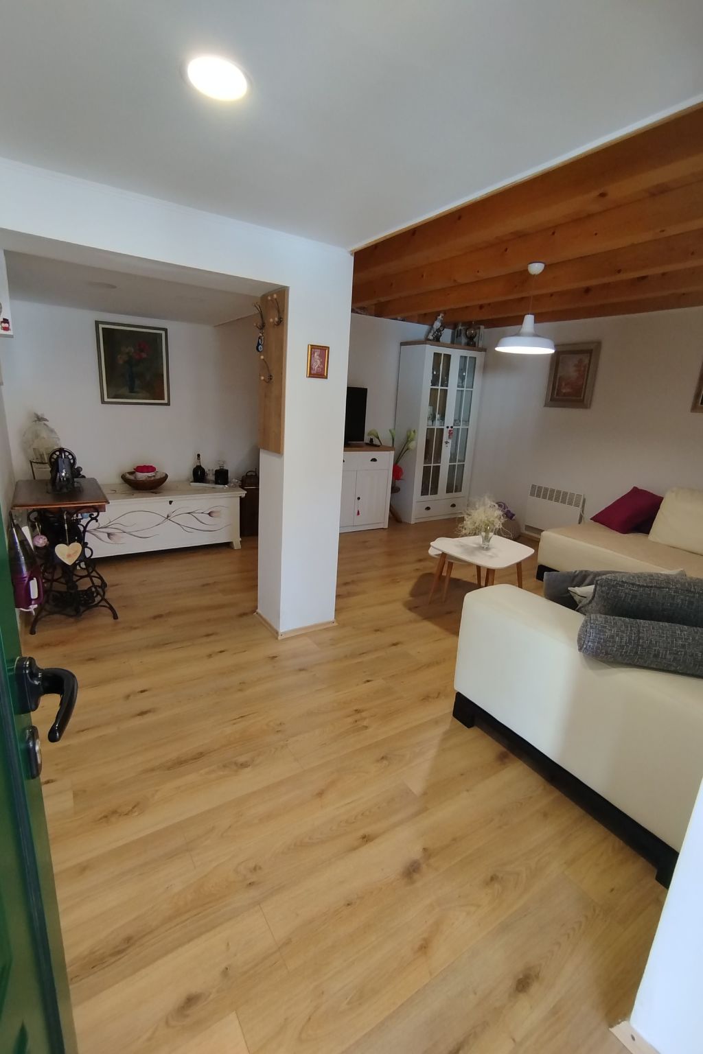 "Ferienhaus Luce" - privater Pool-Drinnen