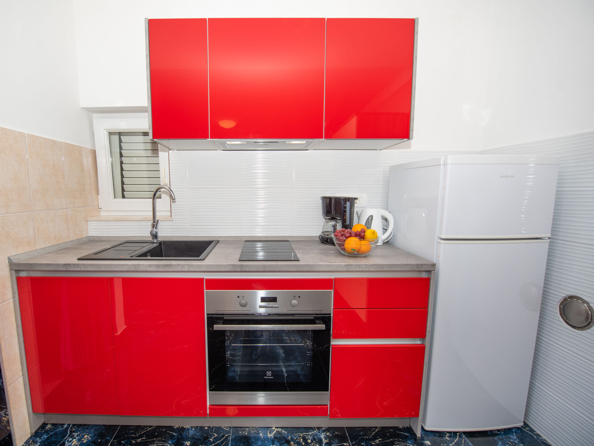 Appartement Vinka: sfeervol vakantiehuis direct aan zee bij Trogir - foto 5