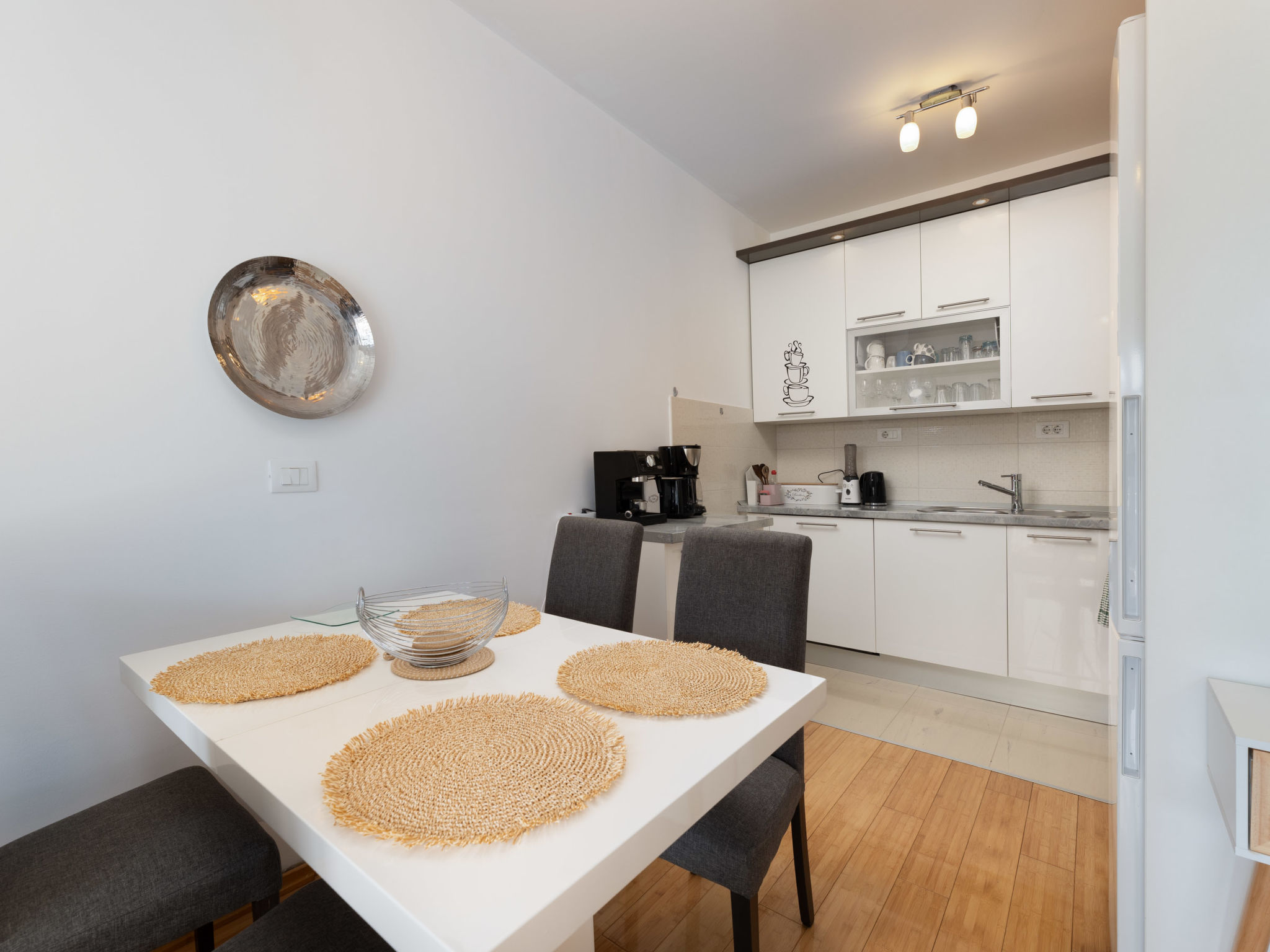 Sole - Modern appartement aan zee met zwembad, 1 km van strand Trogir - foto 11