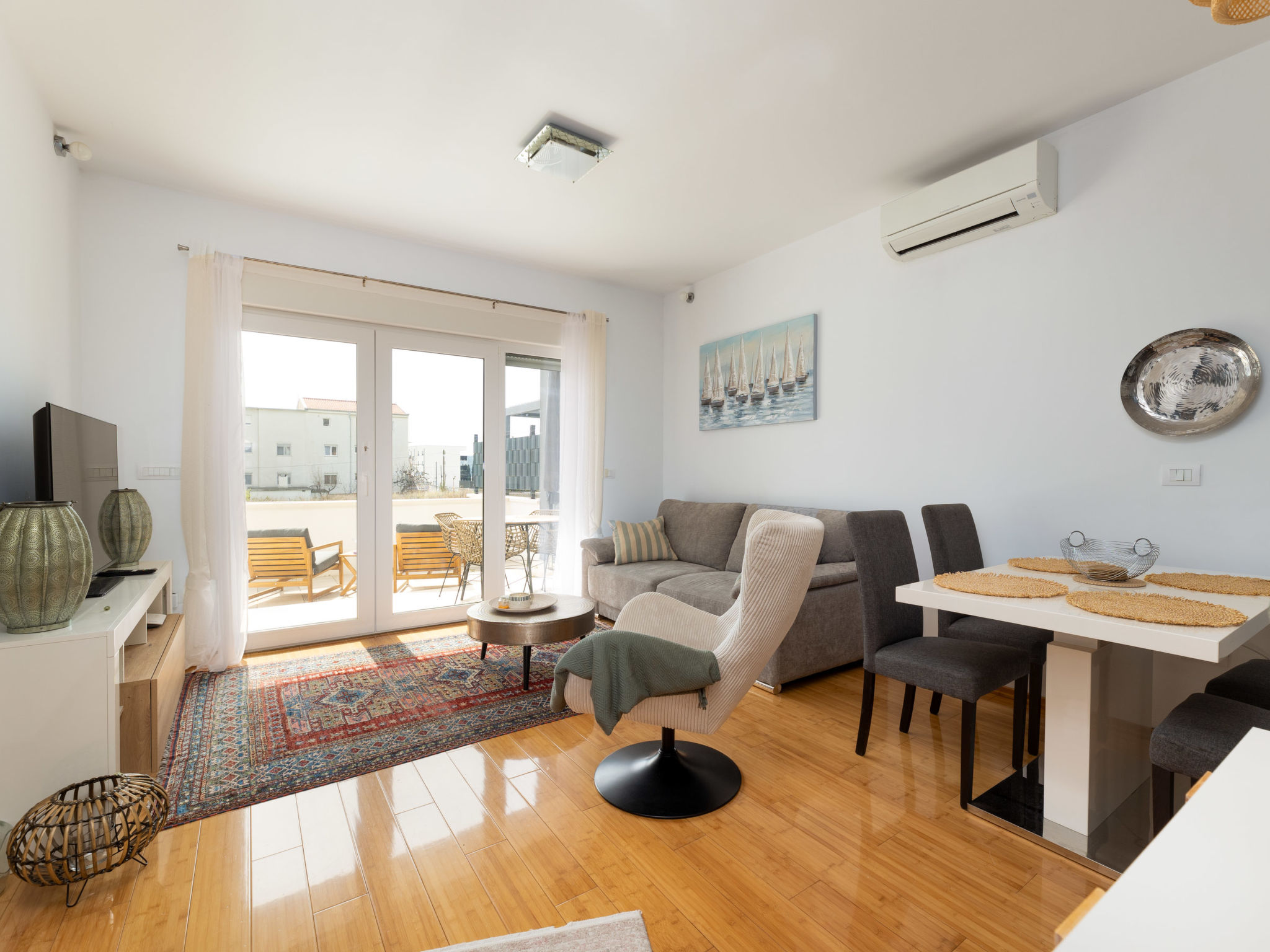 Sole - Modern appartement aan zee met zwembad, 1 km van strand Trogir - foto 3
