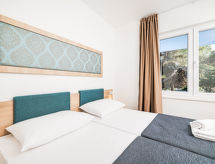 Direct aan zee in Trogir: Appartement Medena voor 4 personen met zwembad - thumbnail 5