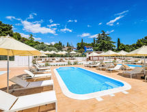 Comfortabel appartement voor 4 direct aan zee bij Trogir - thumbnail 2