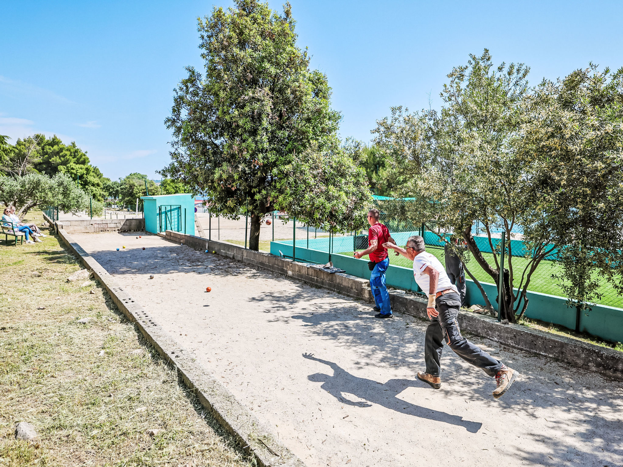 Kindvriendelijk appartement aan zee in Trogir met zwembad en ontbijt - foto 15