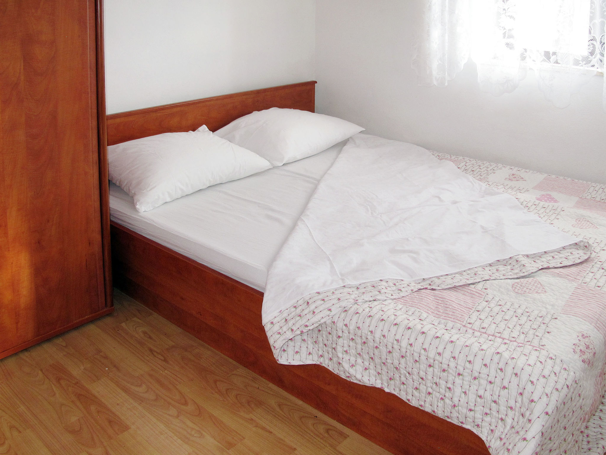 Maison Basic – Chambre, photo 10 sur 21