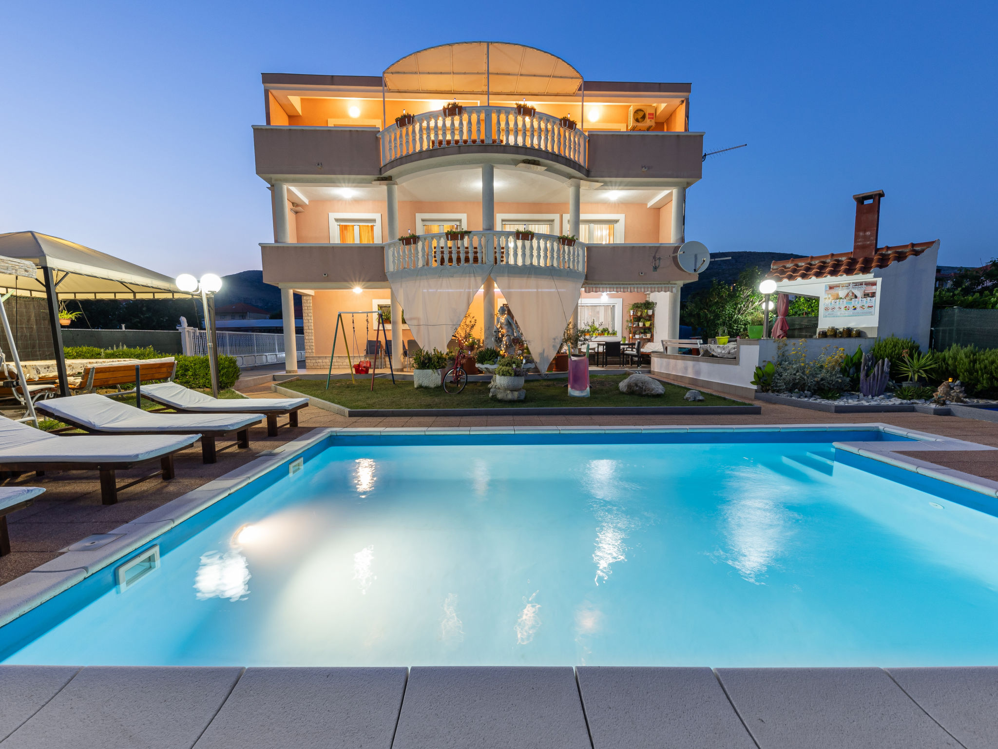 Villa Saba — Pool Outdoor (5 of 25)