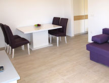 Comfortabel appartement vlakbij zee en strand in Okrug Gornji - thumbnail 6