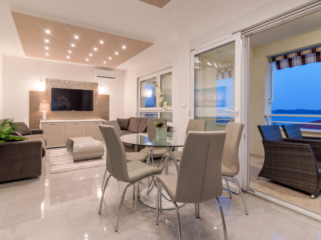 Bella Vista (TGR250)