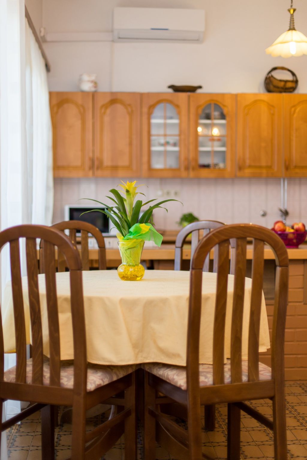 Strandnahe Ferienwohnung Jure mit großer Terrasse-Drinnen
