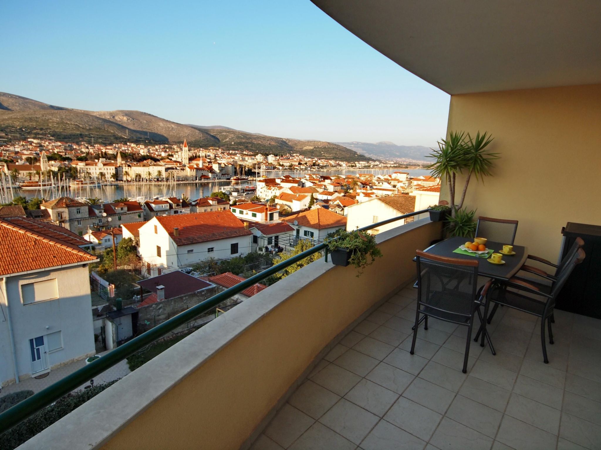 Wohnung mit Blick auf das Wasser