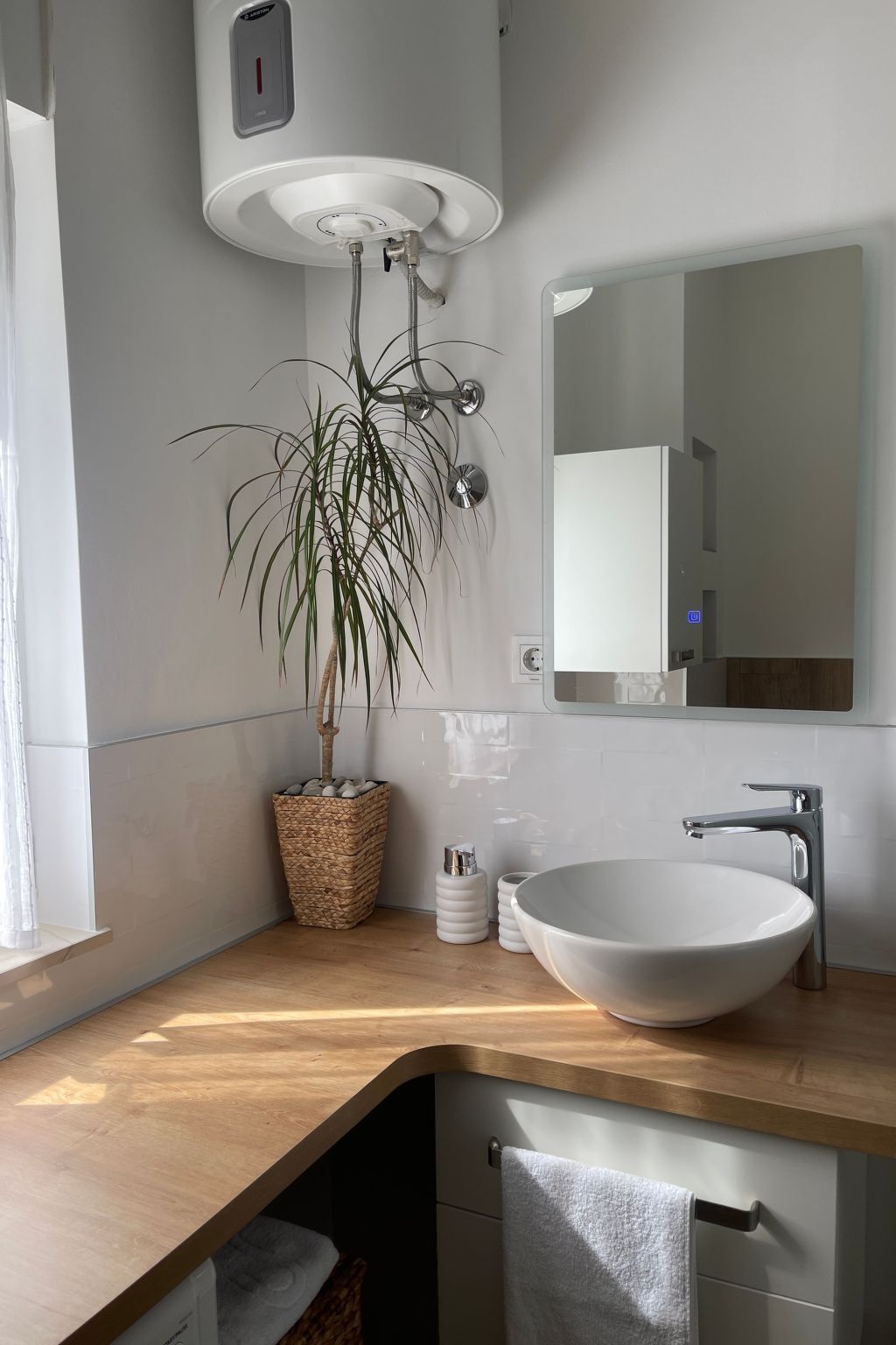 Wohnung mit Blick auf das Wasser-Inside