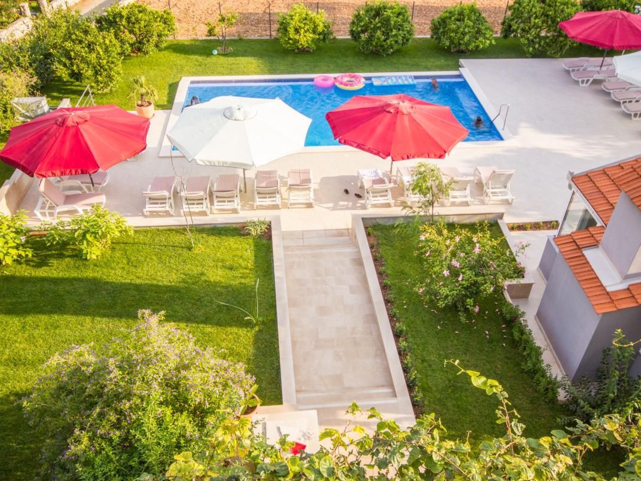 Appartement mit großem Balkon-Image-tags.info