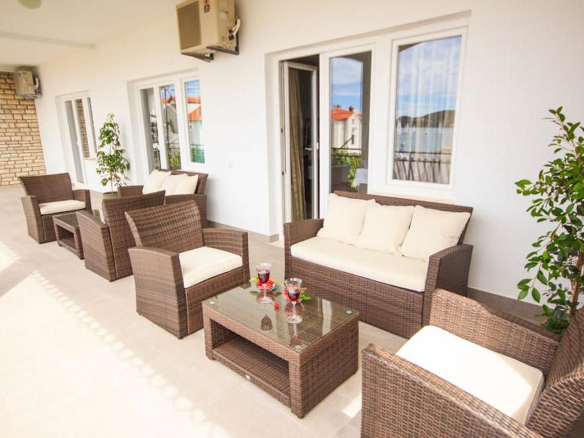 Appartement mit großem Balkon-Image-tags.info