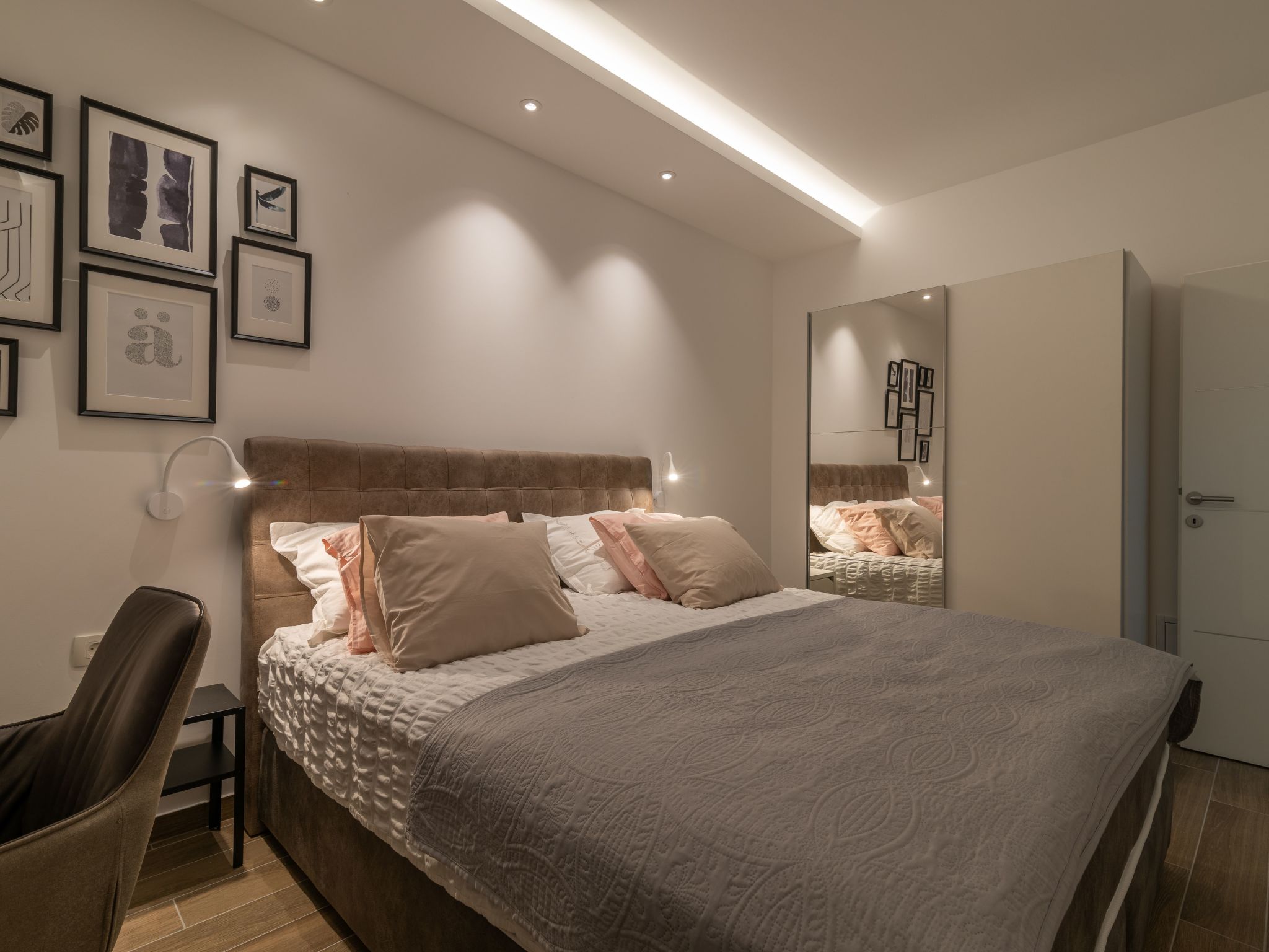 Luxuriöse Ferienvilla mit privatem Pool-Binnen