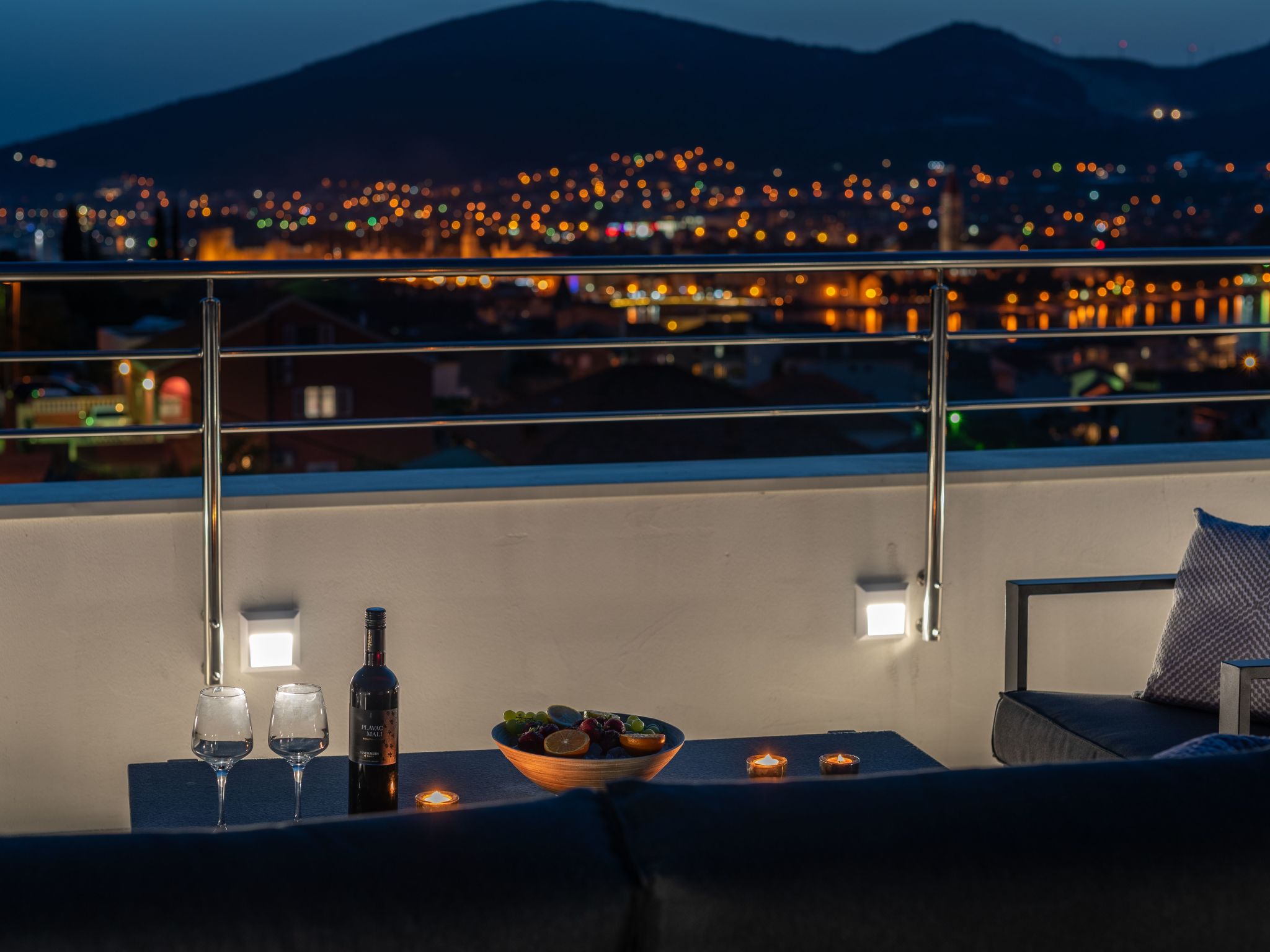 Luxuriöse Ferienvilla mit privatem Pool-Binnen