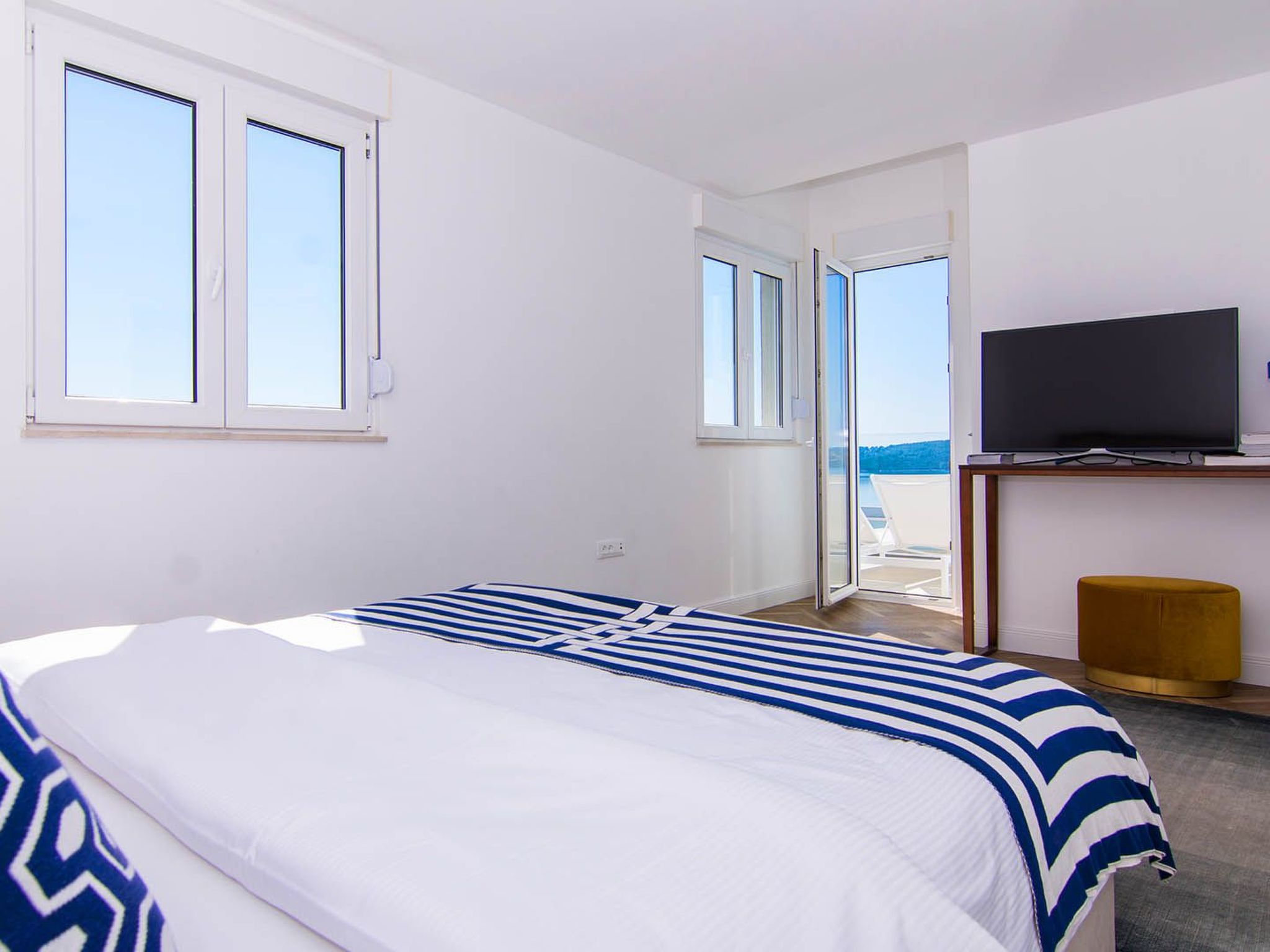 "White Sky" direkt am Strand-Image-tags.info