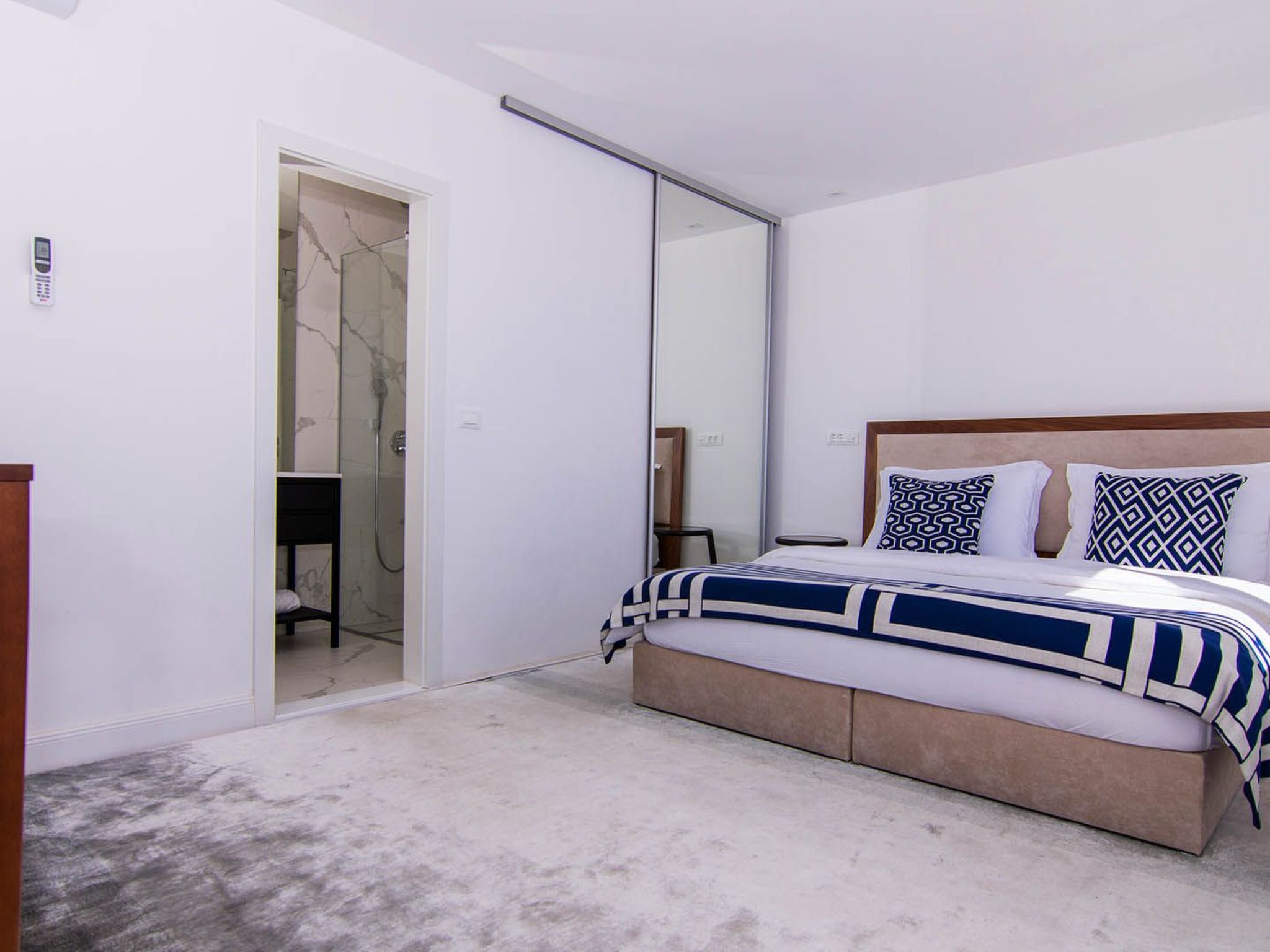 "White Sky" direkt am Strand-Binnen