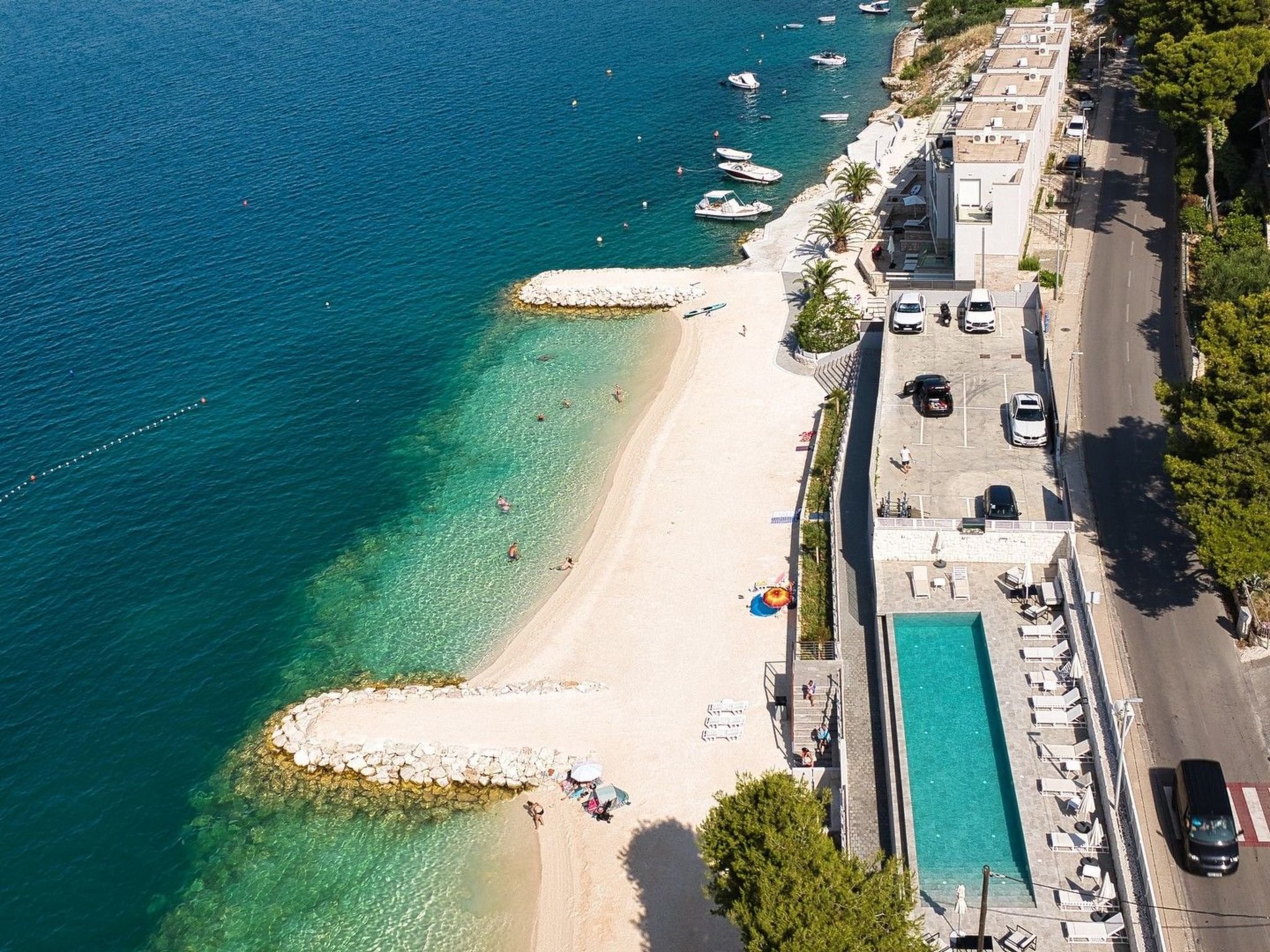 Luxuriöse Ferienvilla am Strand Luna Azzurra-Dehors