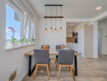 Stilvolle Wohnung Breeze mit Balkon mit Meerblick