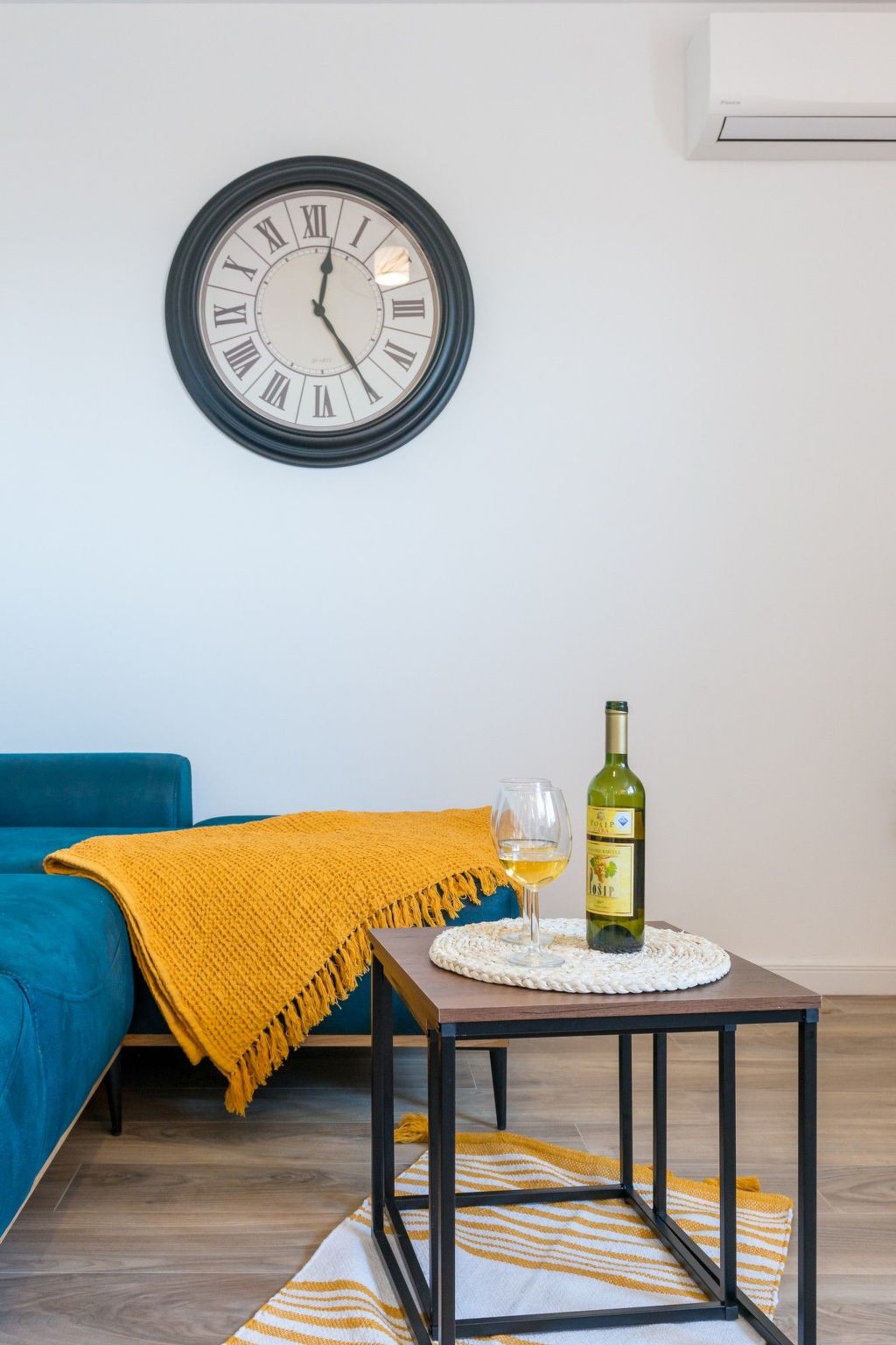 Stilvolle Wohnung Breeze mit Balkon mit Meerblick-Image-tags.info