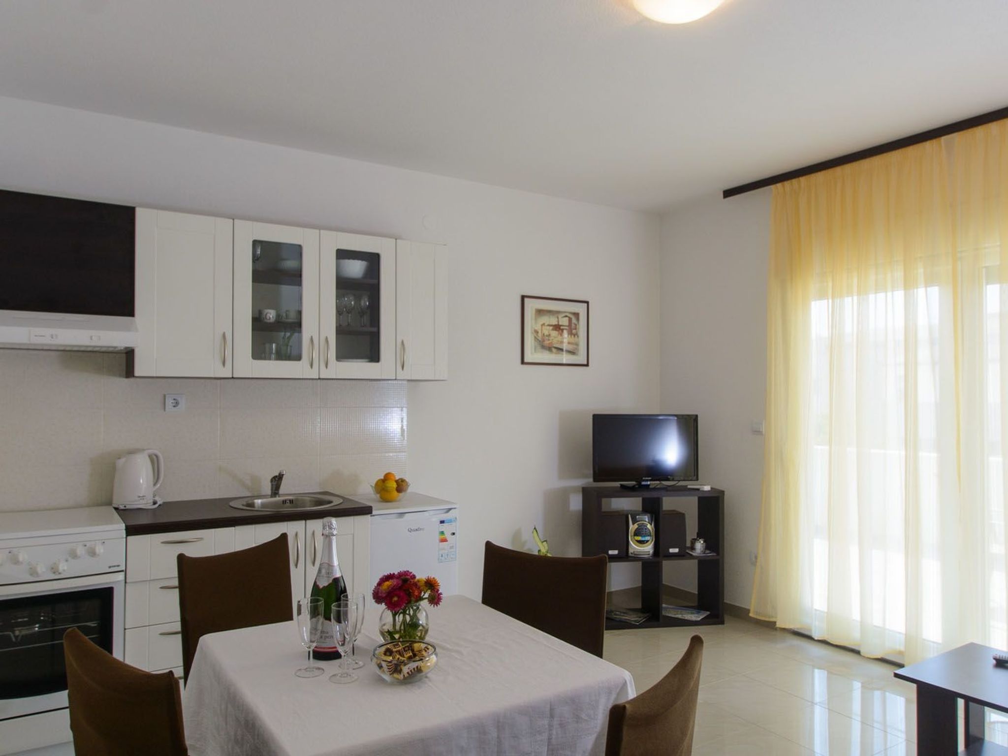 Modren Wohnung Sunrise in Strandnähe-Drinnen