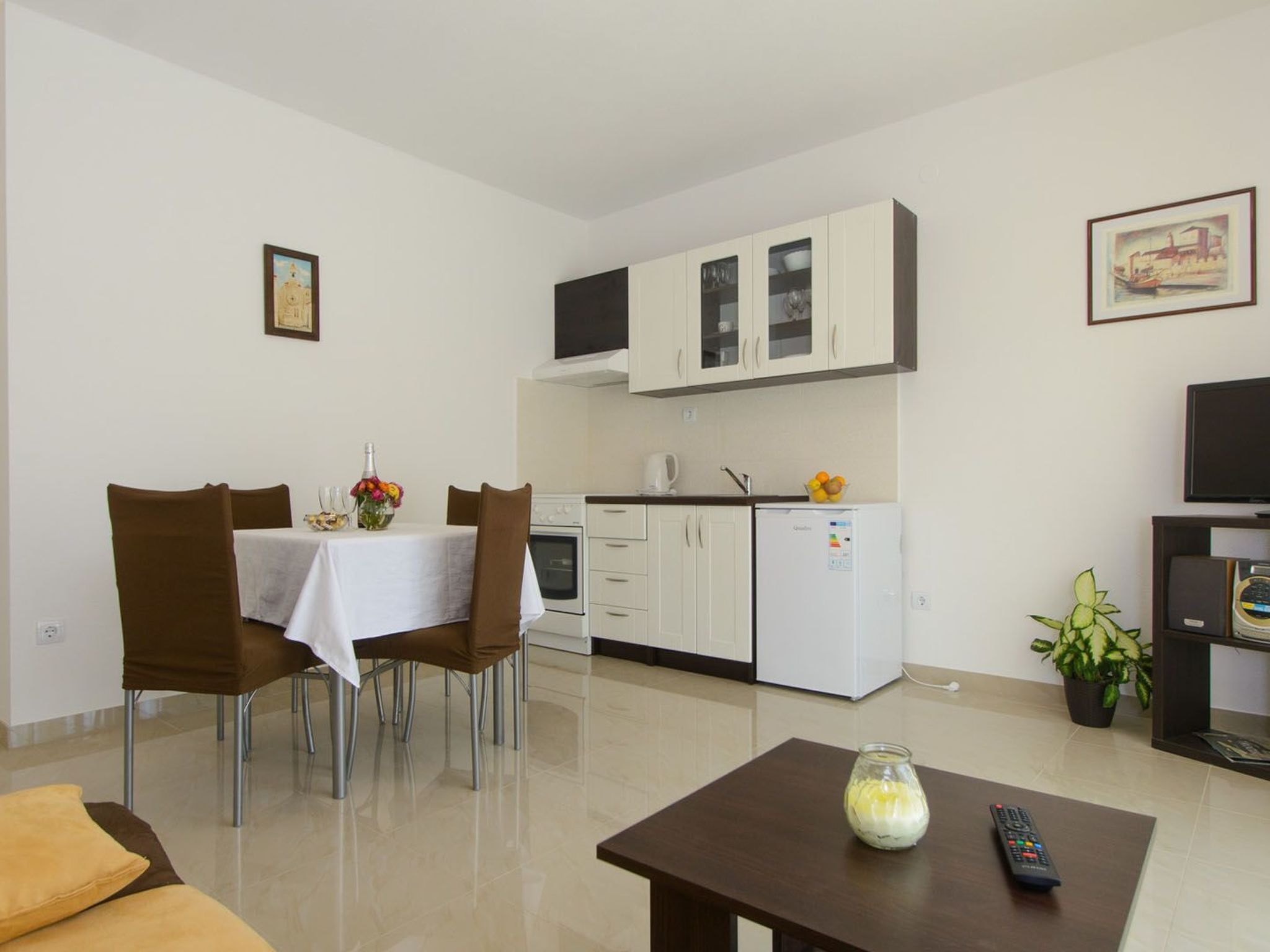 Modren Wohnung Sunrise in Strandnähe-Image-tags.info