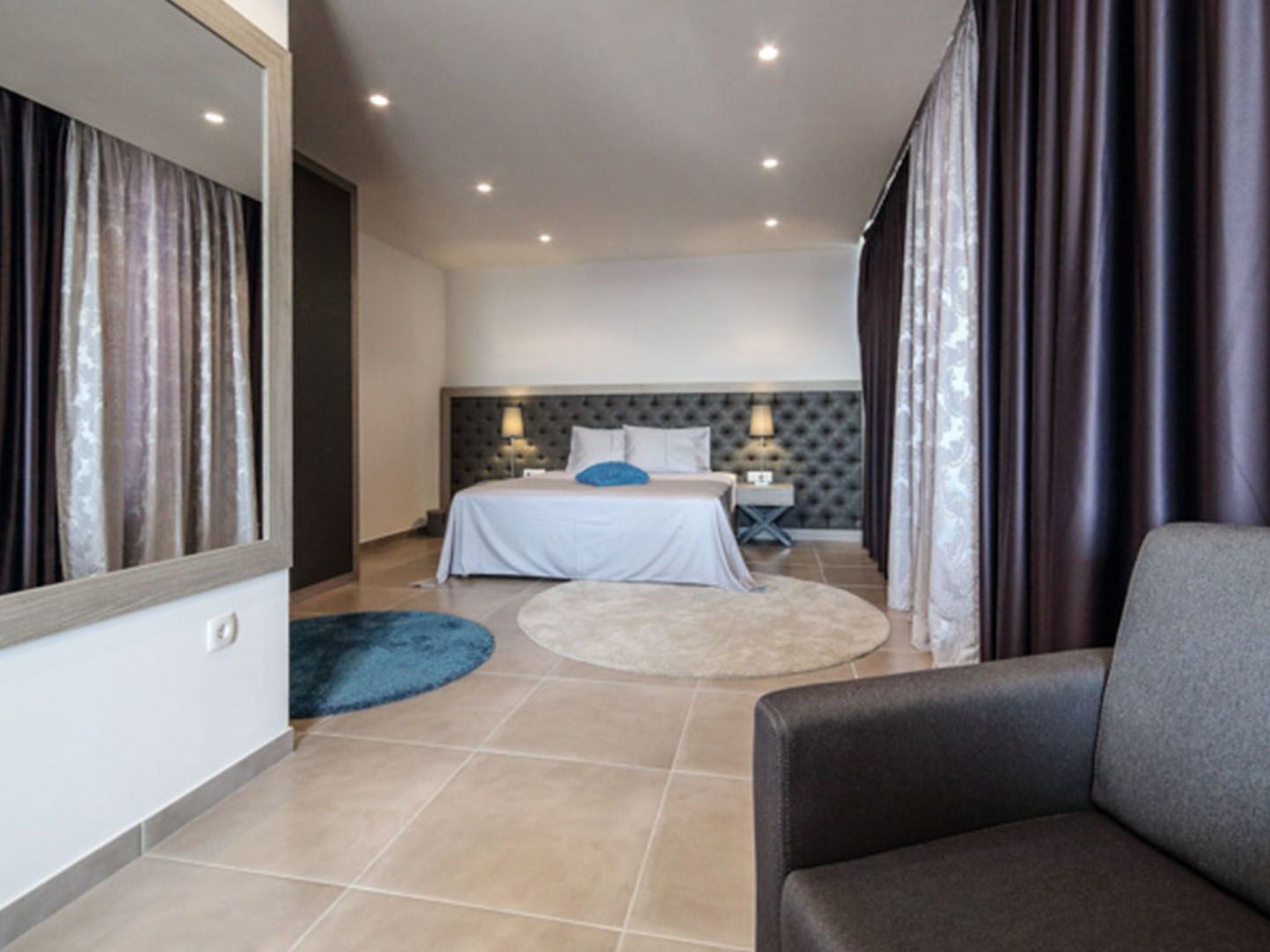 Luxusvilla Viola mit Pool, Sauna und Fitnessraum-Drinnen