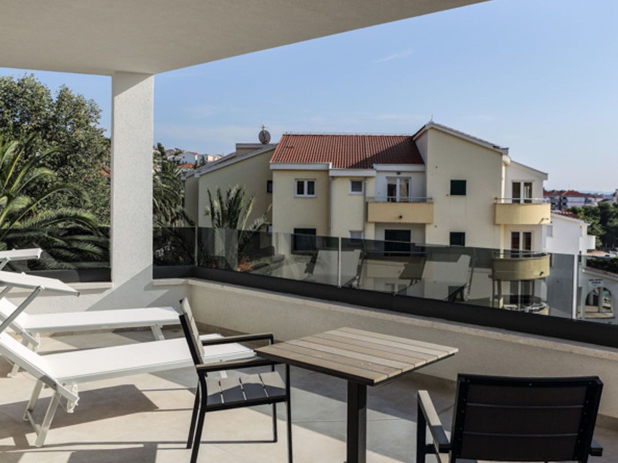 Luxusvilla Viola mit Pool, Sauna und Fitnessraum-Drinnen