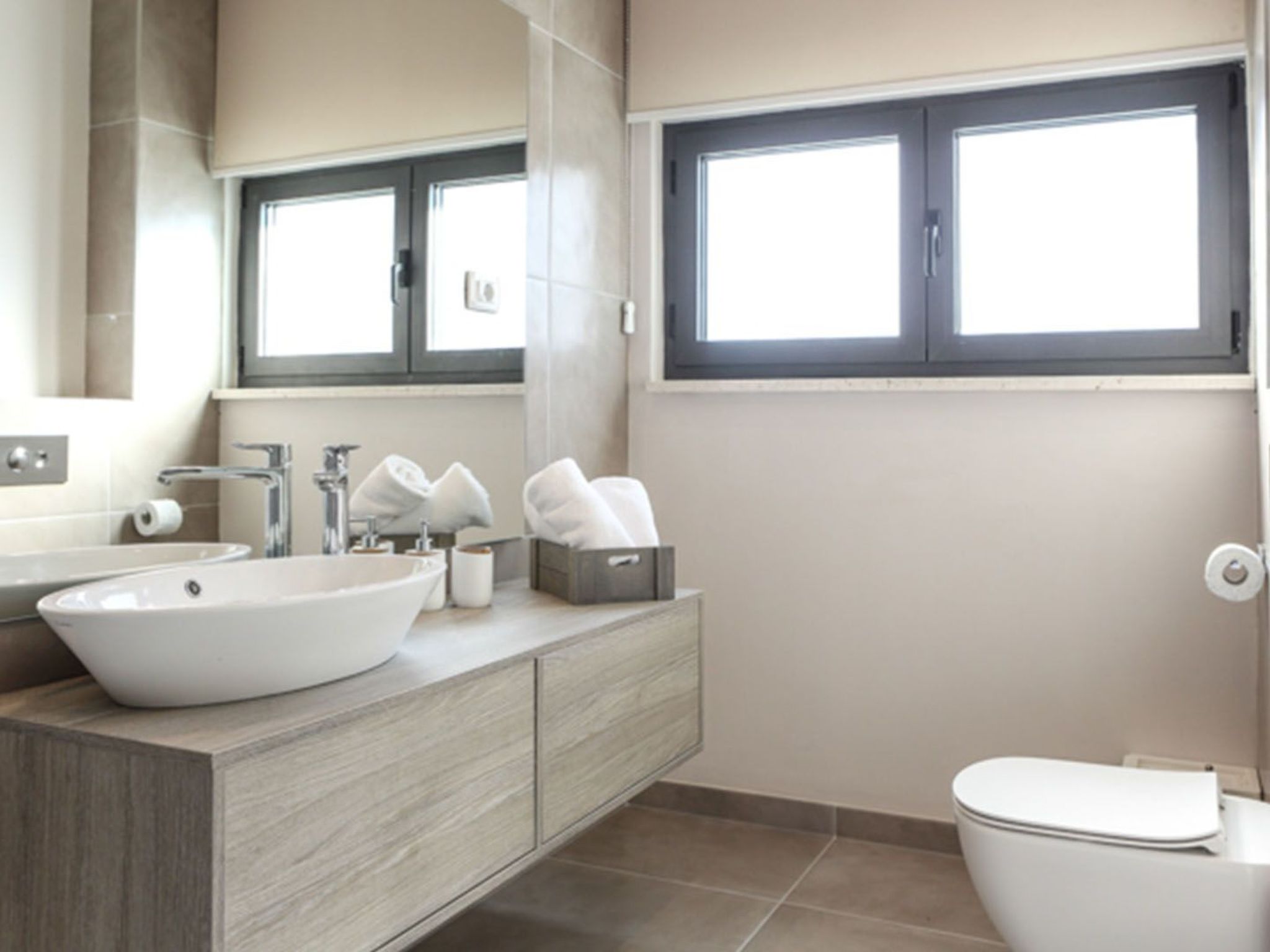 Luxusvilla Viola mit Pool, Sauna und Fitnessraum-Drinnen