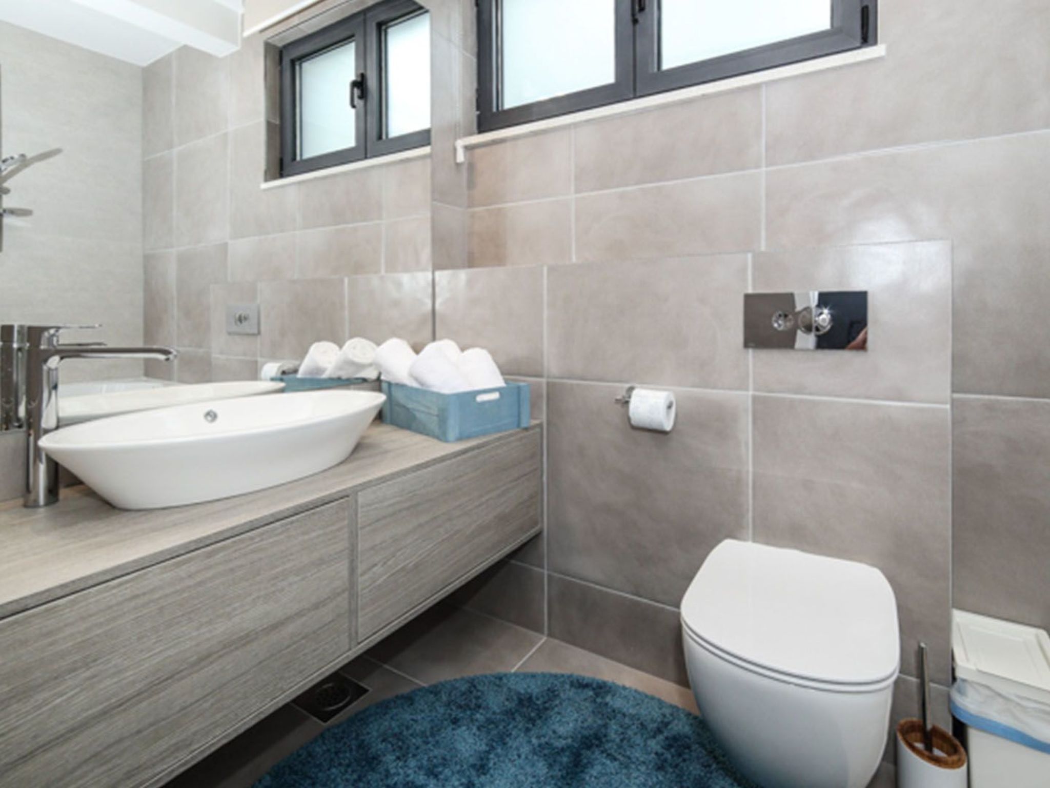 Luxusvilla Viola mit Pool, Sauna und Fitnessraum-Drinnen